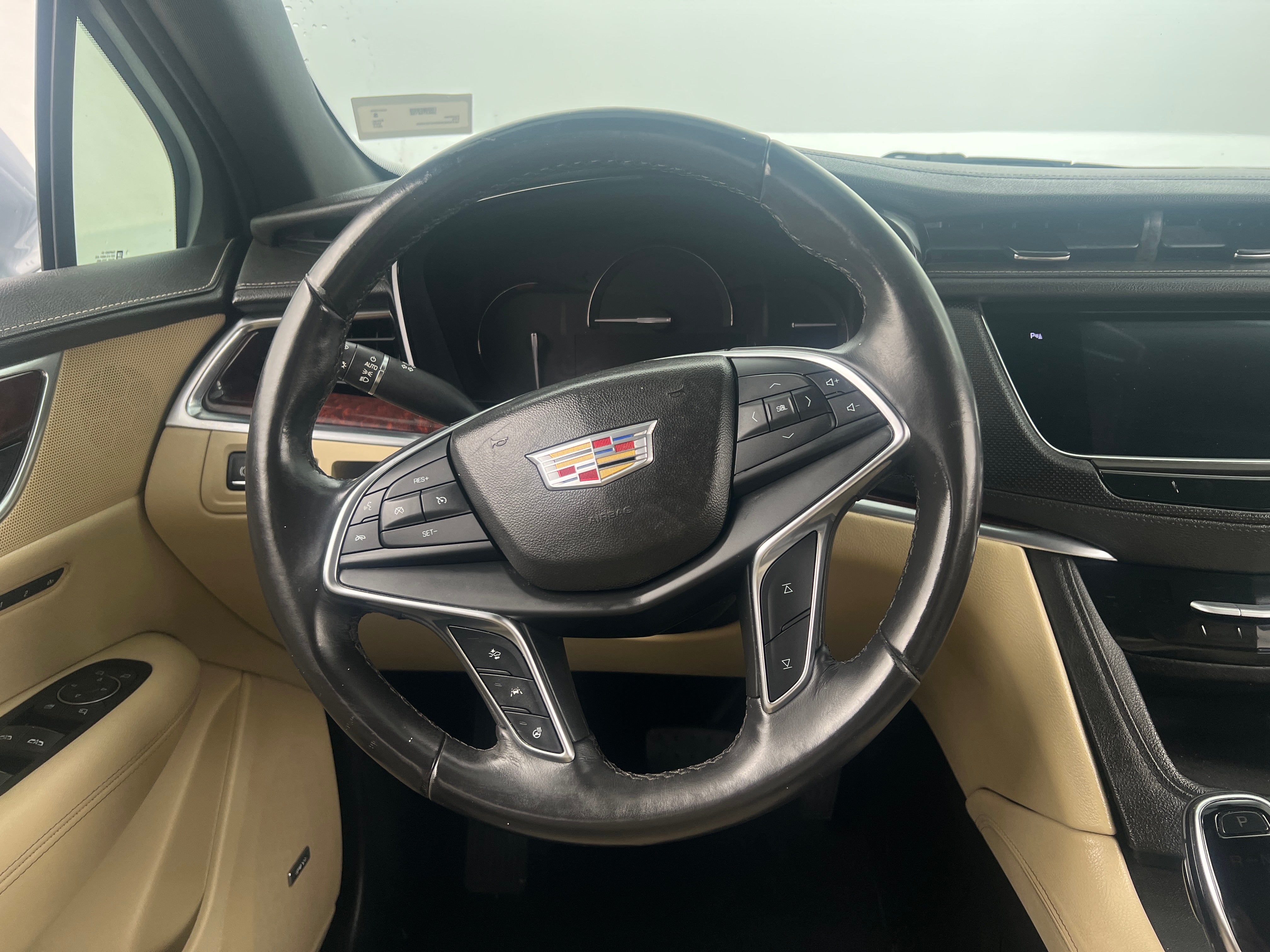 2017 Cadillac XT5 Premium Luxury 4