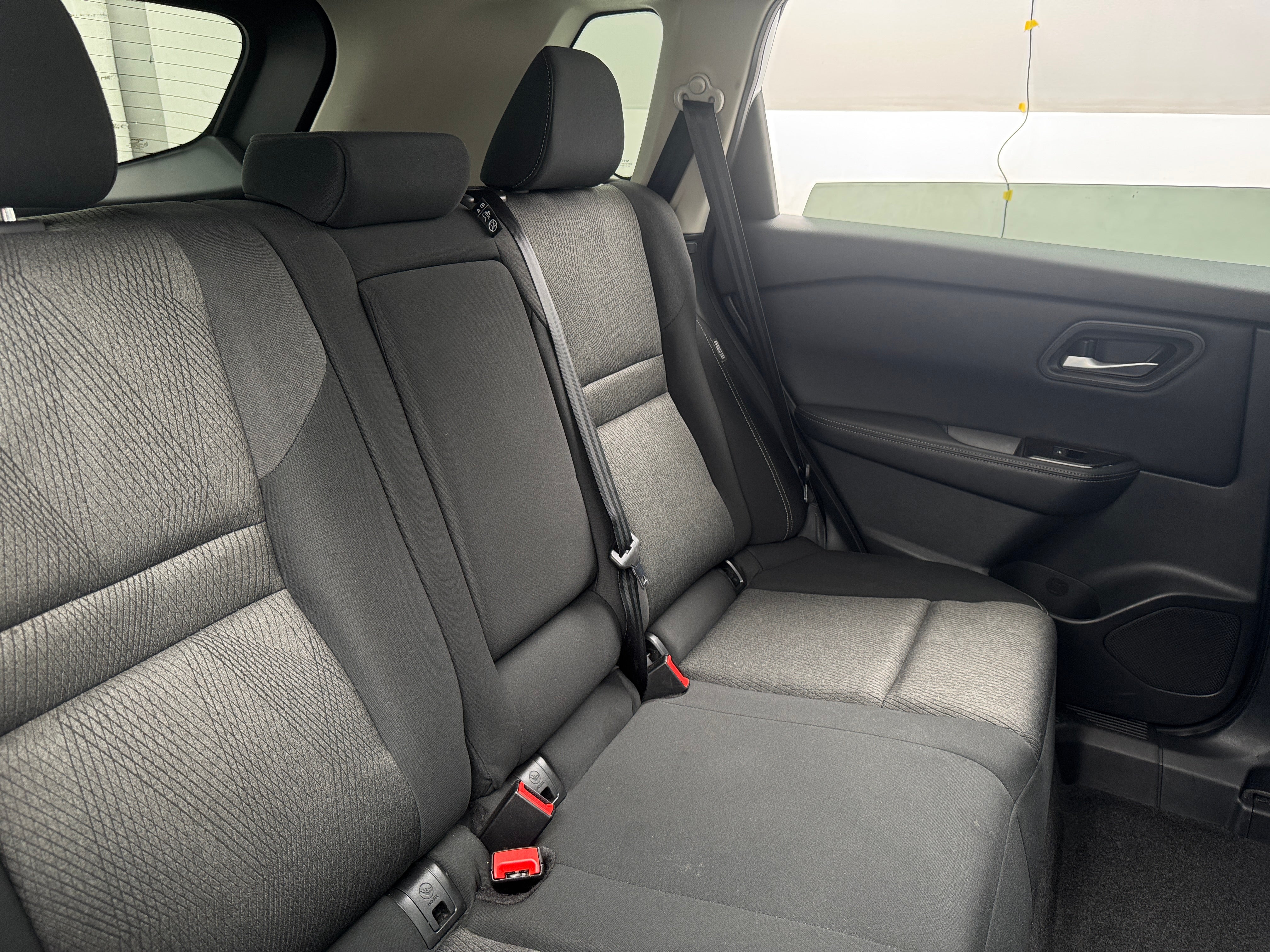 2024 Nissan Rogue SV 6