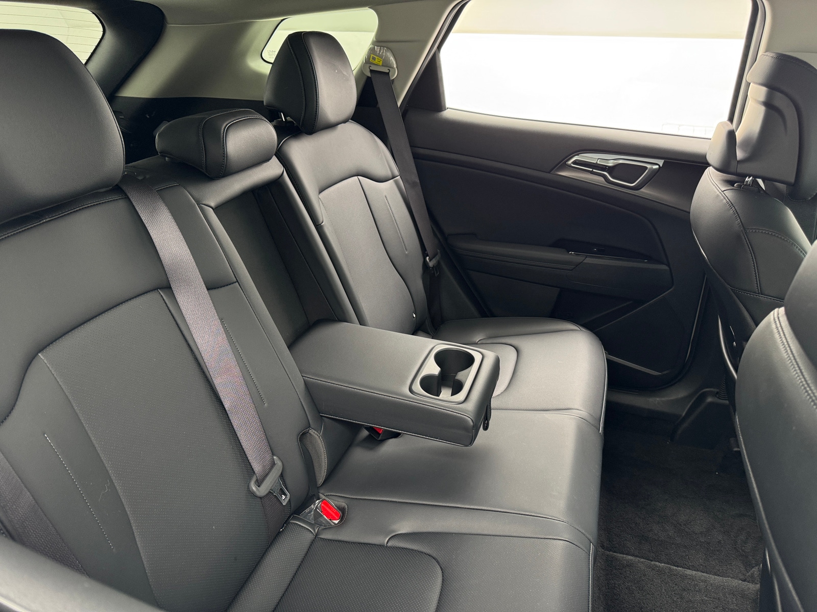 Thumbnail: 2024 Kia Sportage - 5