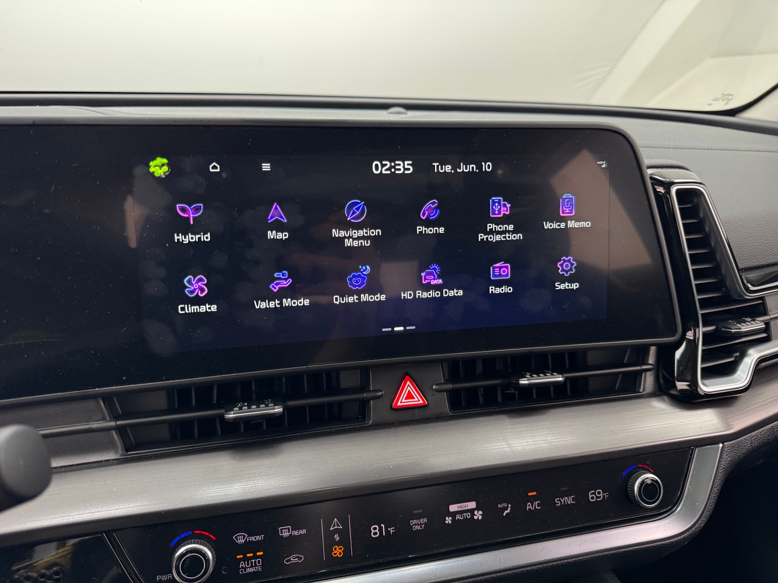 Thumbnail: 2024 Kia Sportage - 3