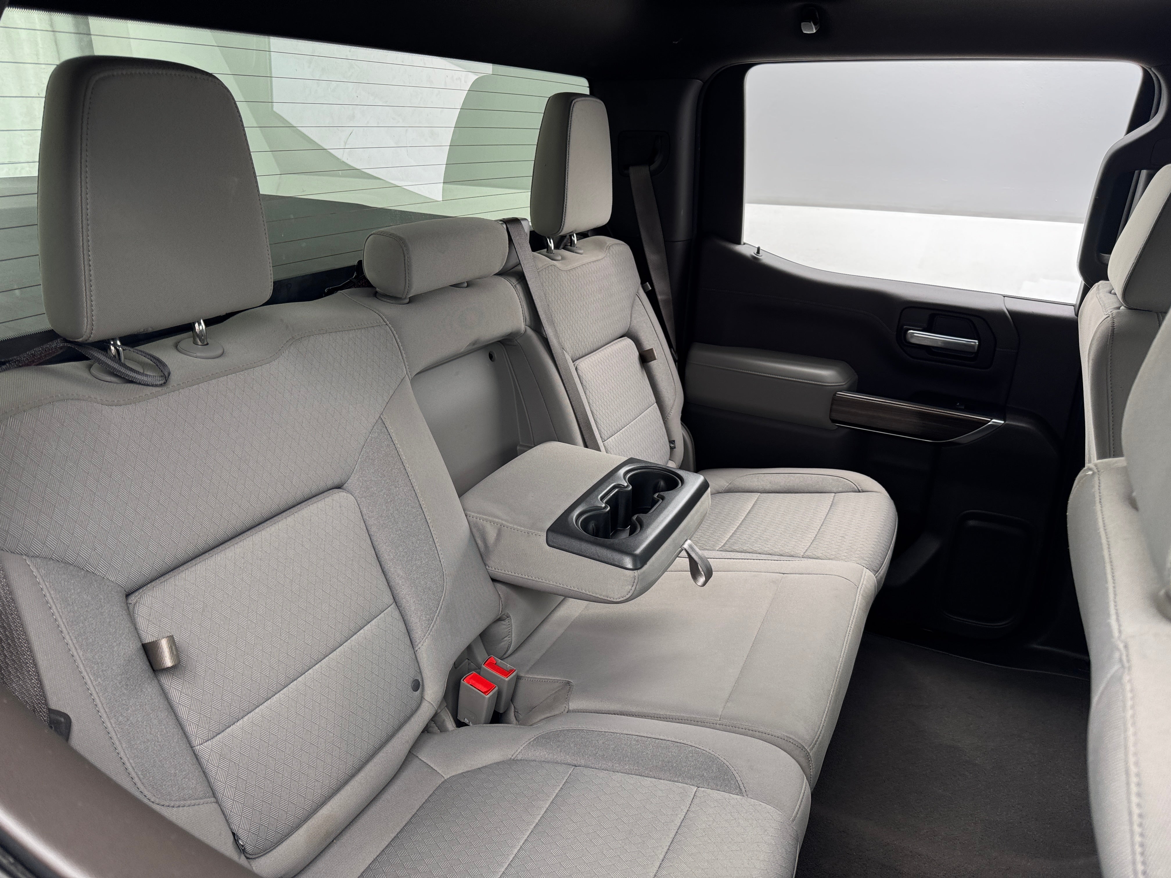 2020 Chevrolet Silverado 1500 RST 6