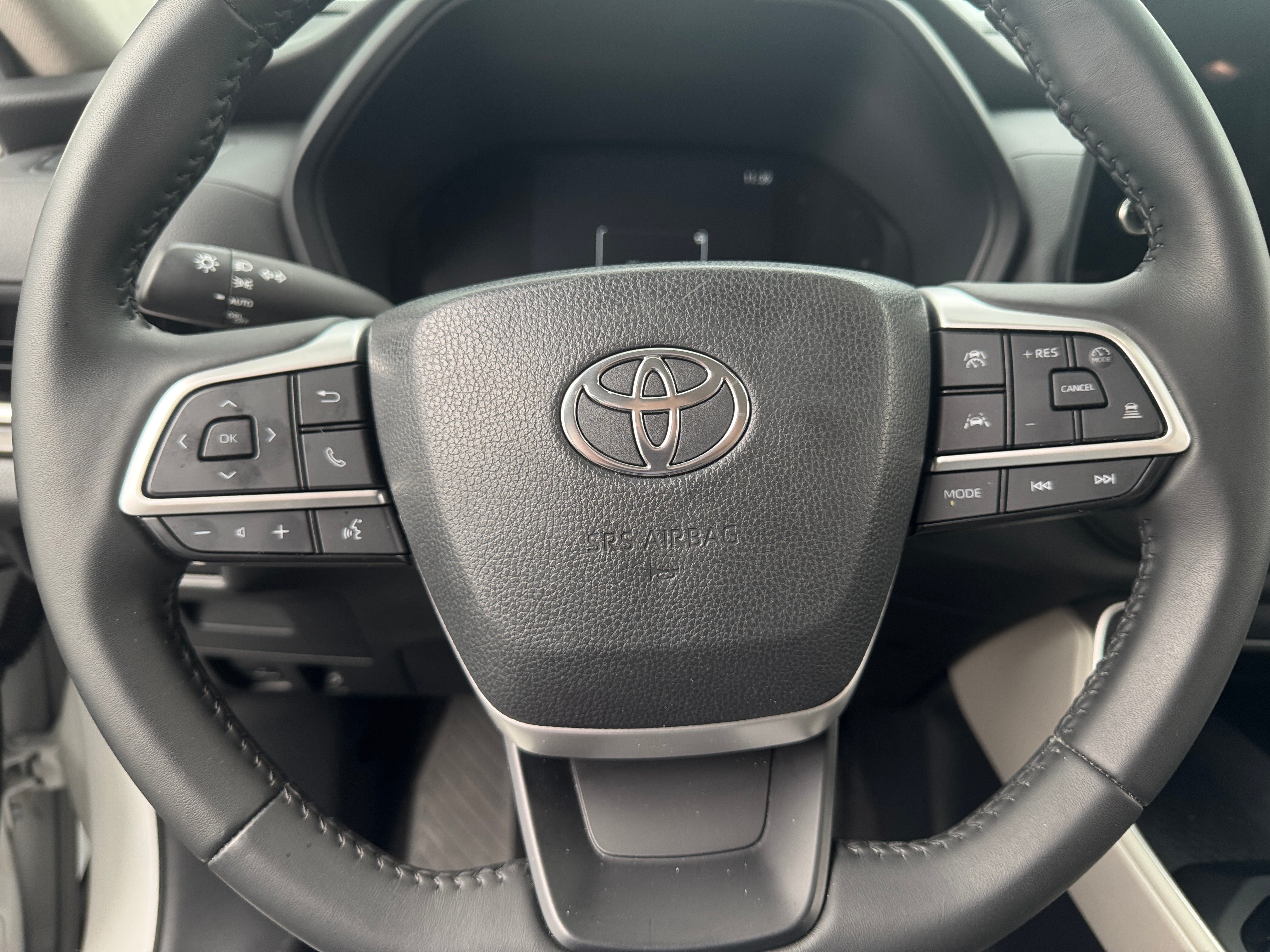 Thumbnail: 2024 Toyota Grand Highlander - 4