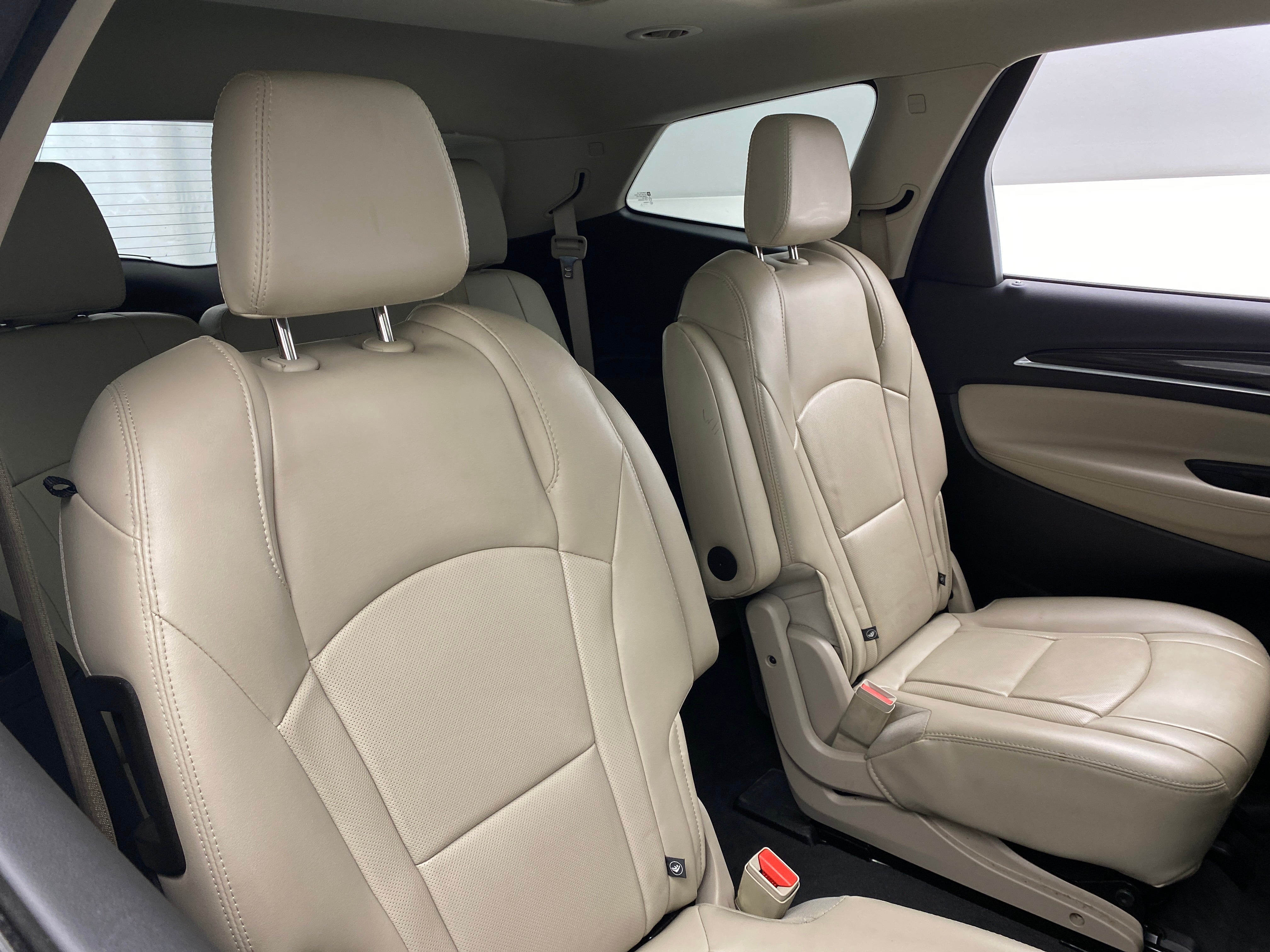 2018 Buick Enclave Essence 5