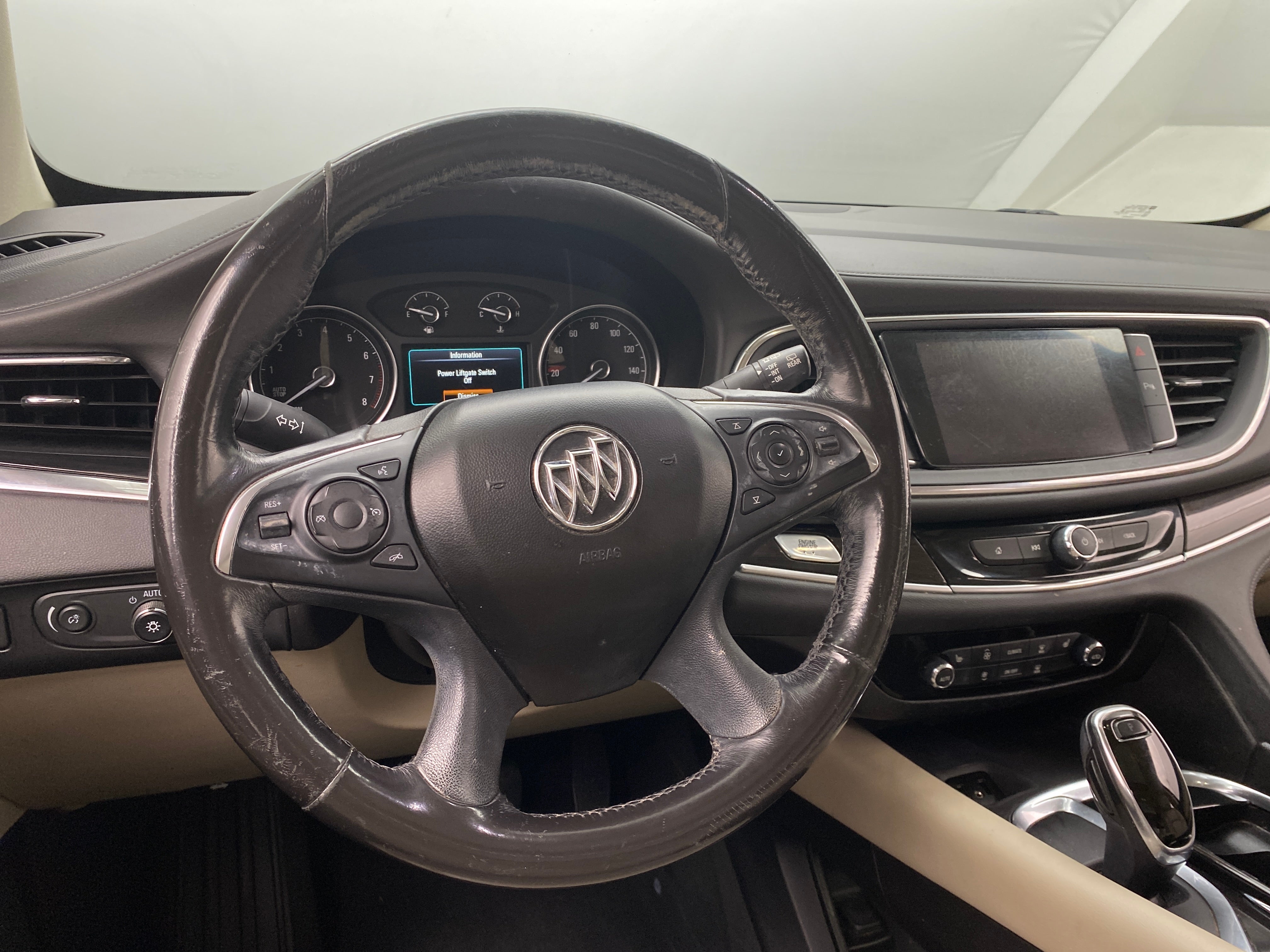 2018 Buick Enclave Essence 4