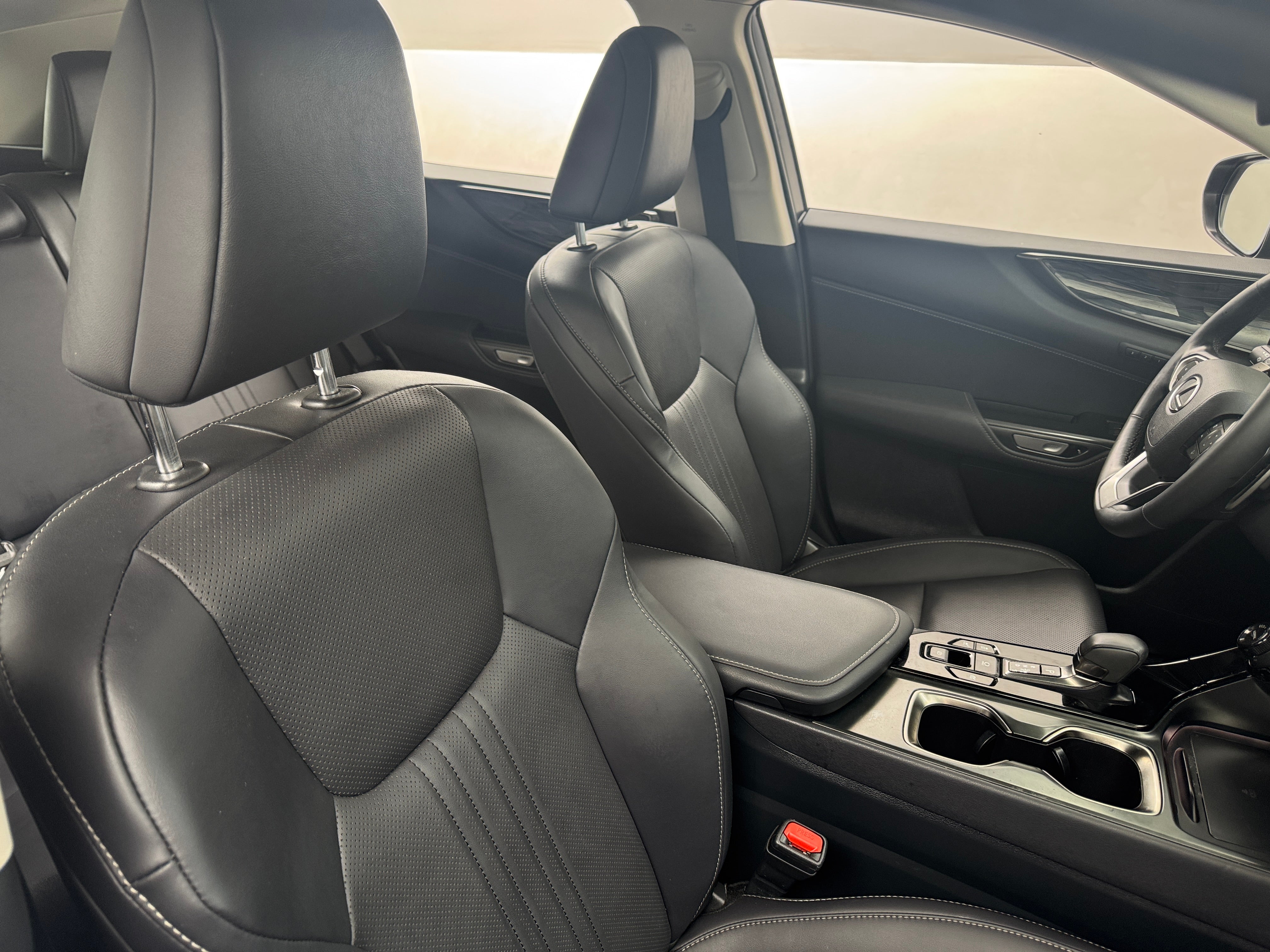 2025 Lexus NX Hybrid 350h Premium 2