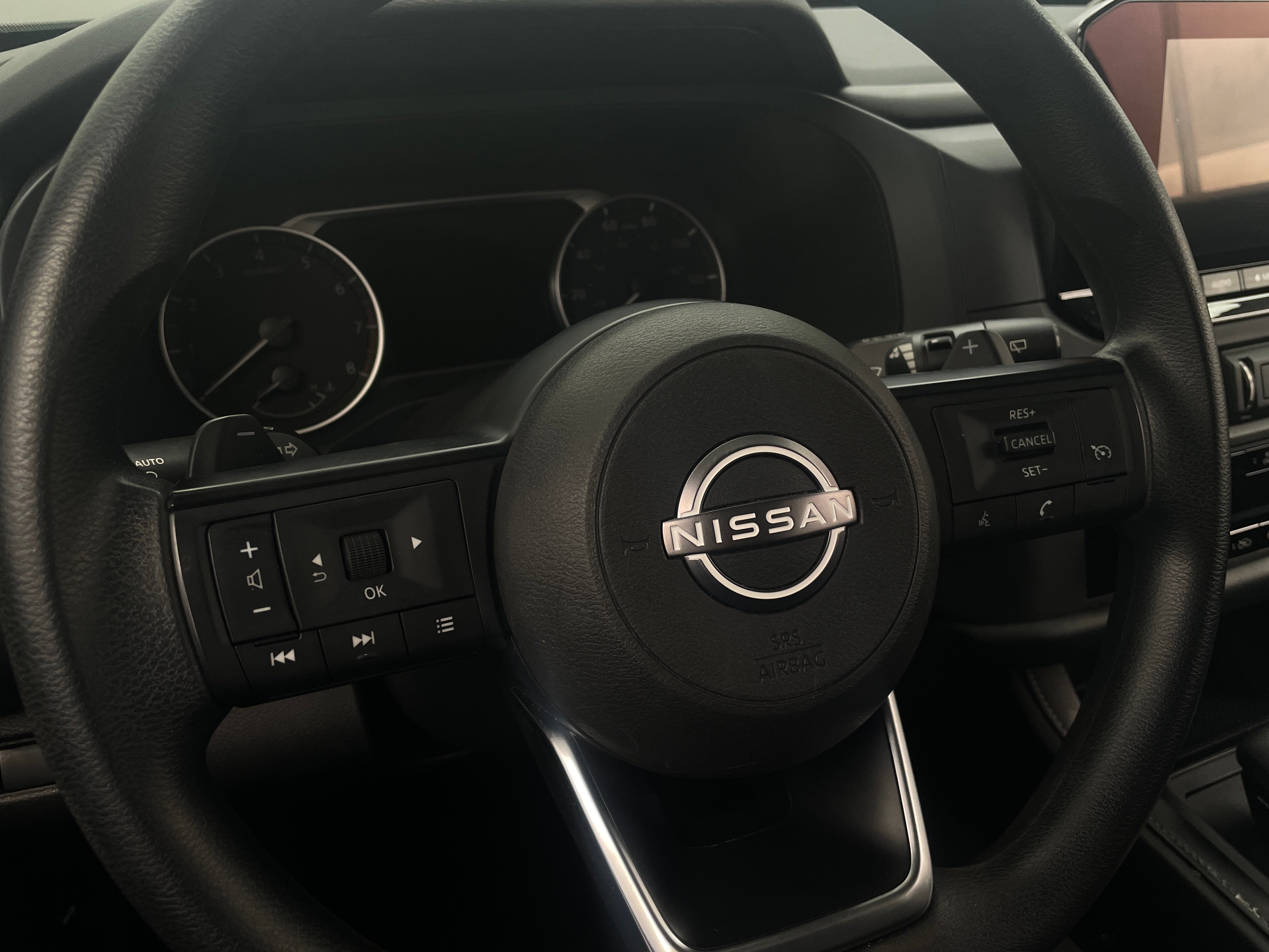 2023 Nissan Pathfinder S 5