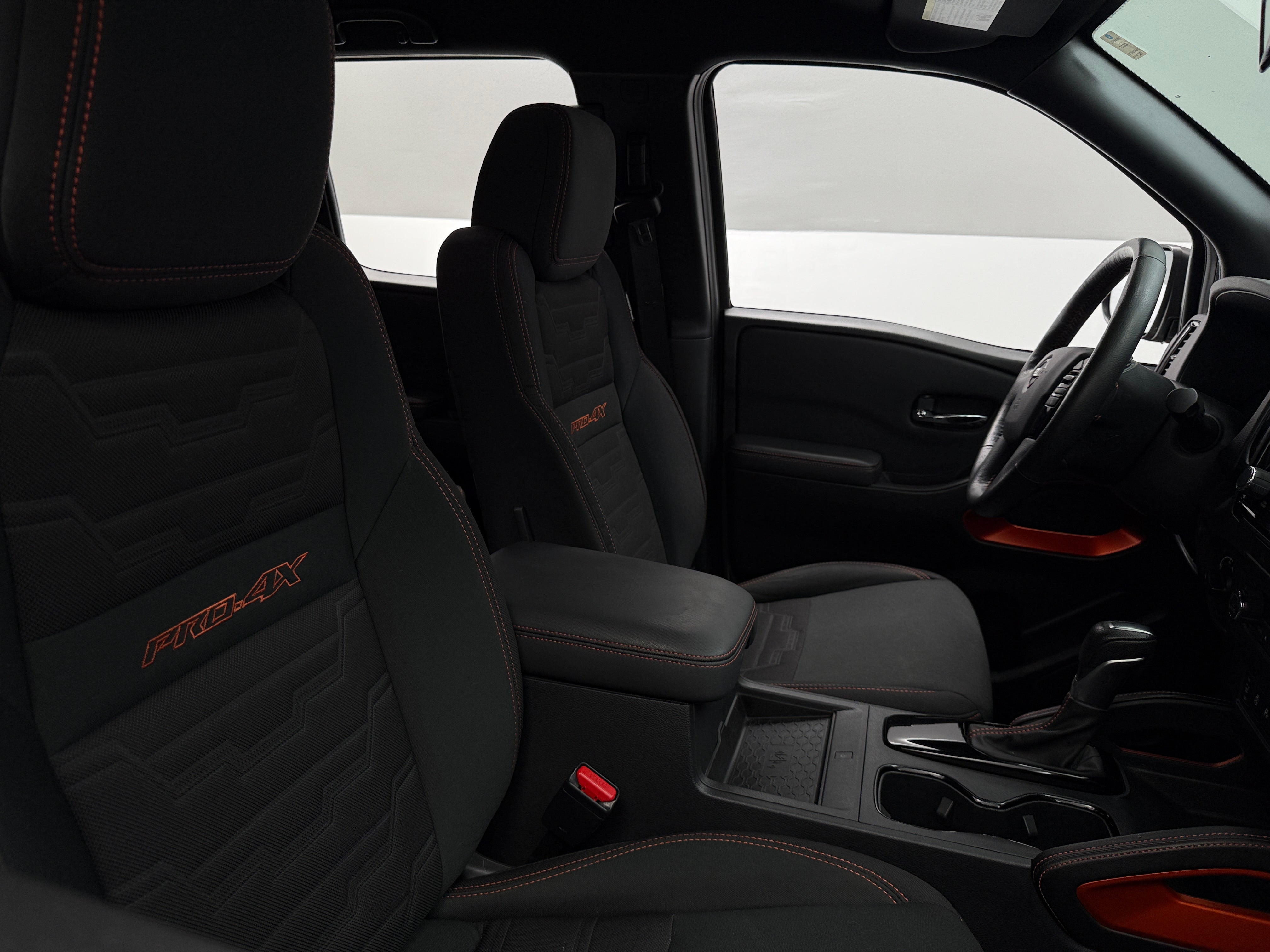 2022 Nissan Frontier PRO-4X 2