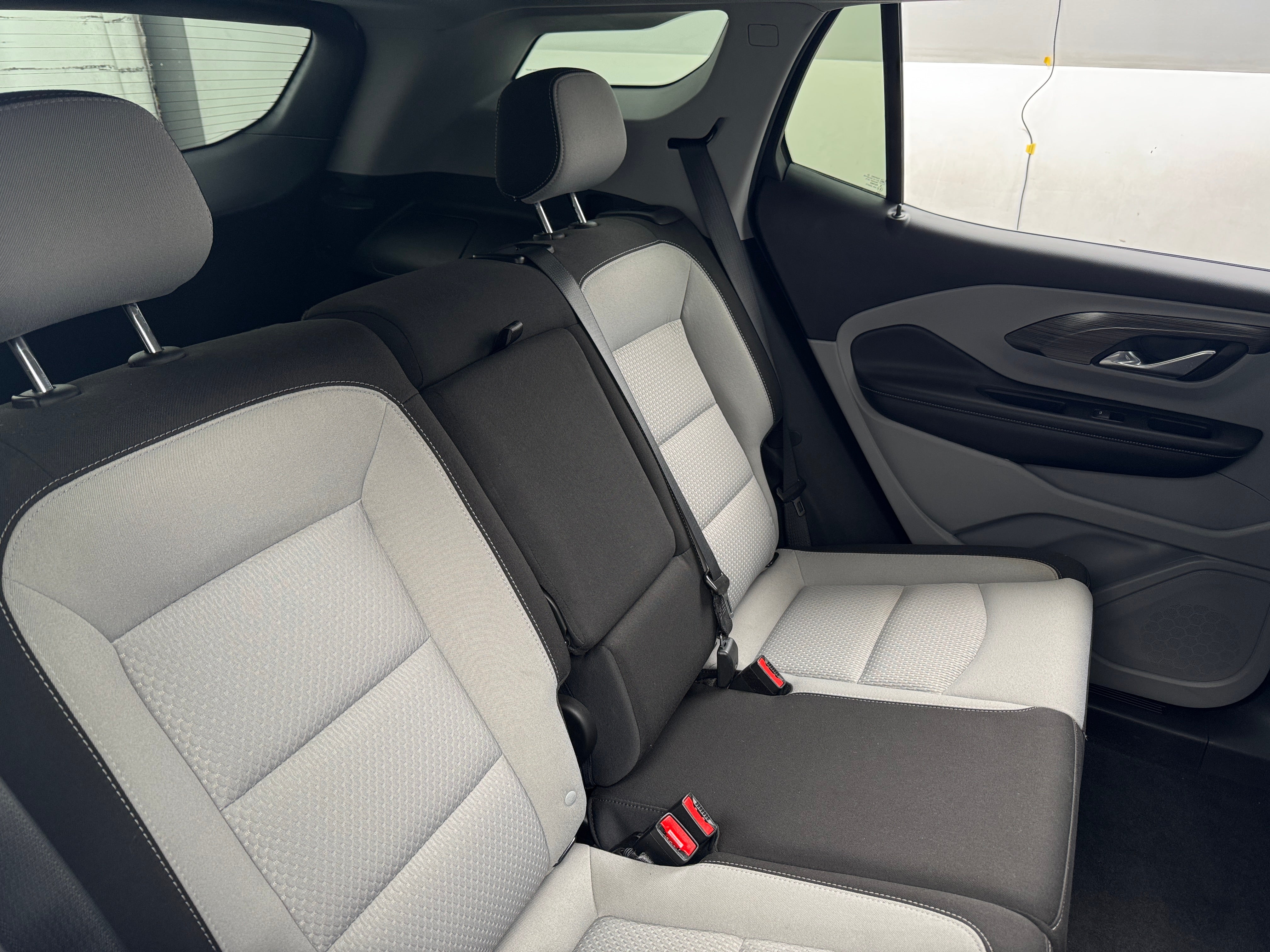 2023 GMC Terrain SLE 6