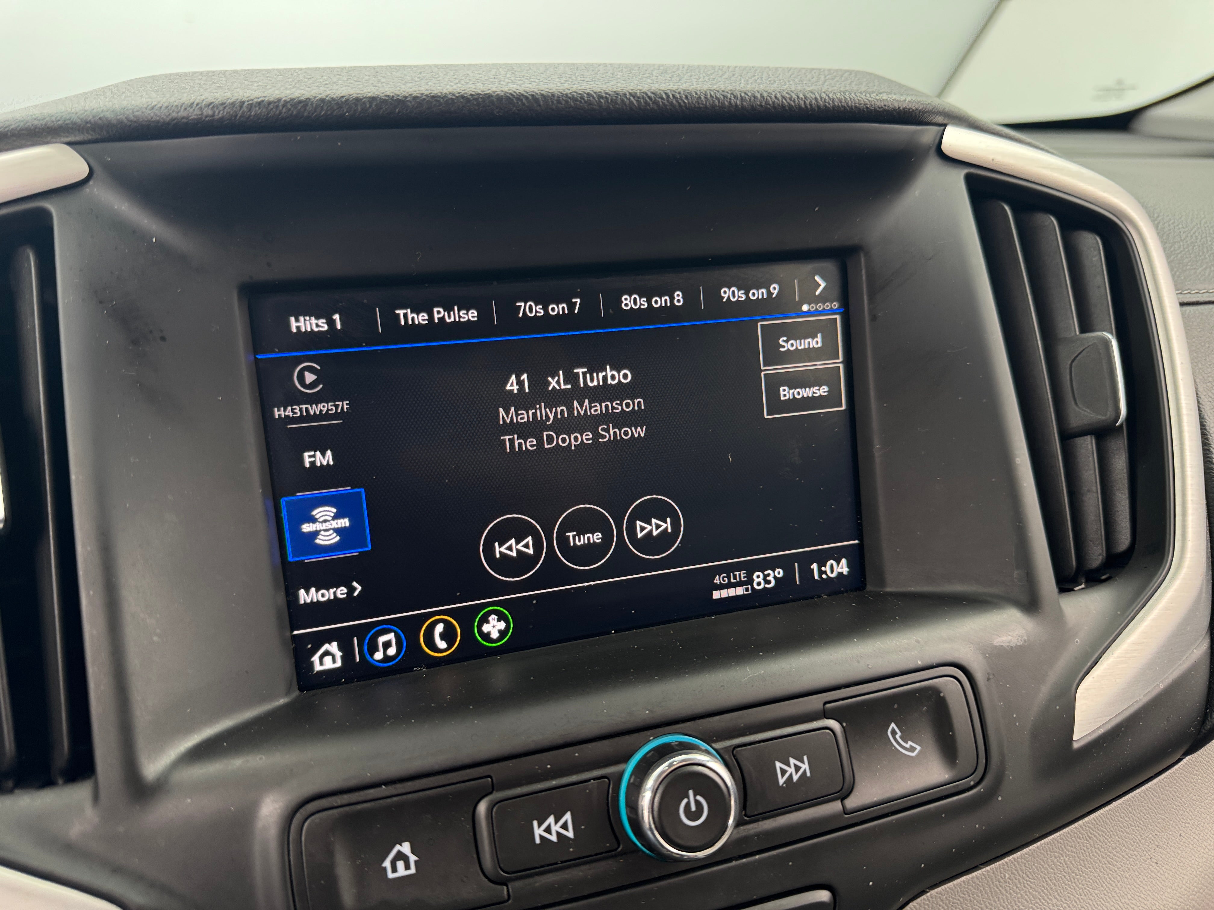 2023 GMC Terrain SLE 4