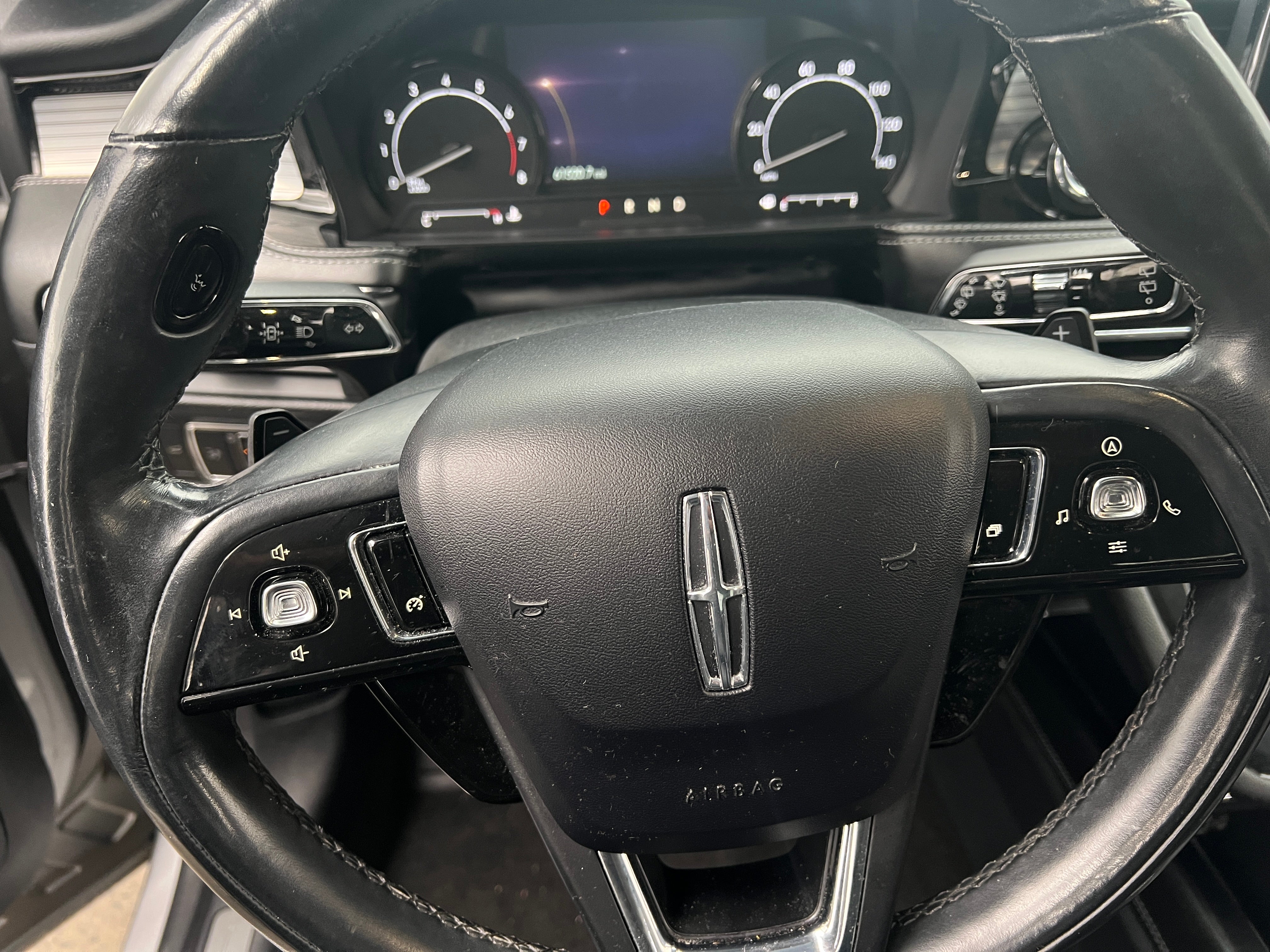 2020 Lincoln Corsair  4