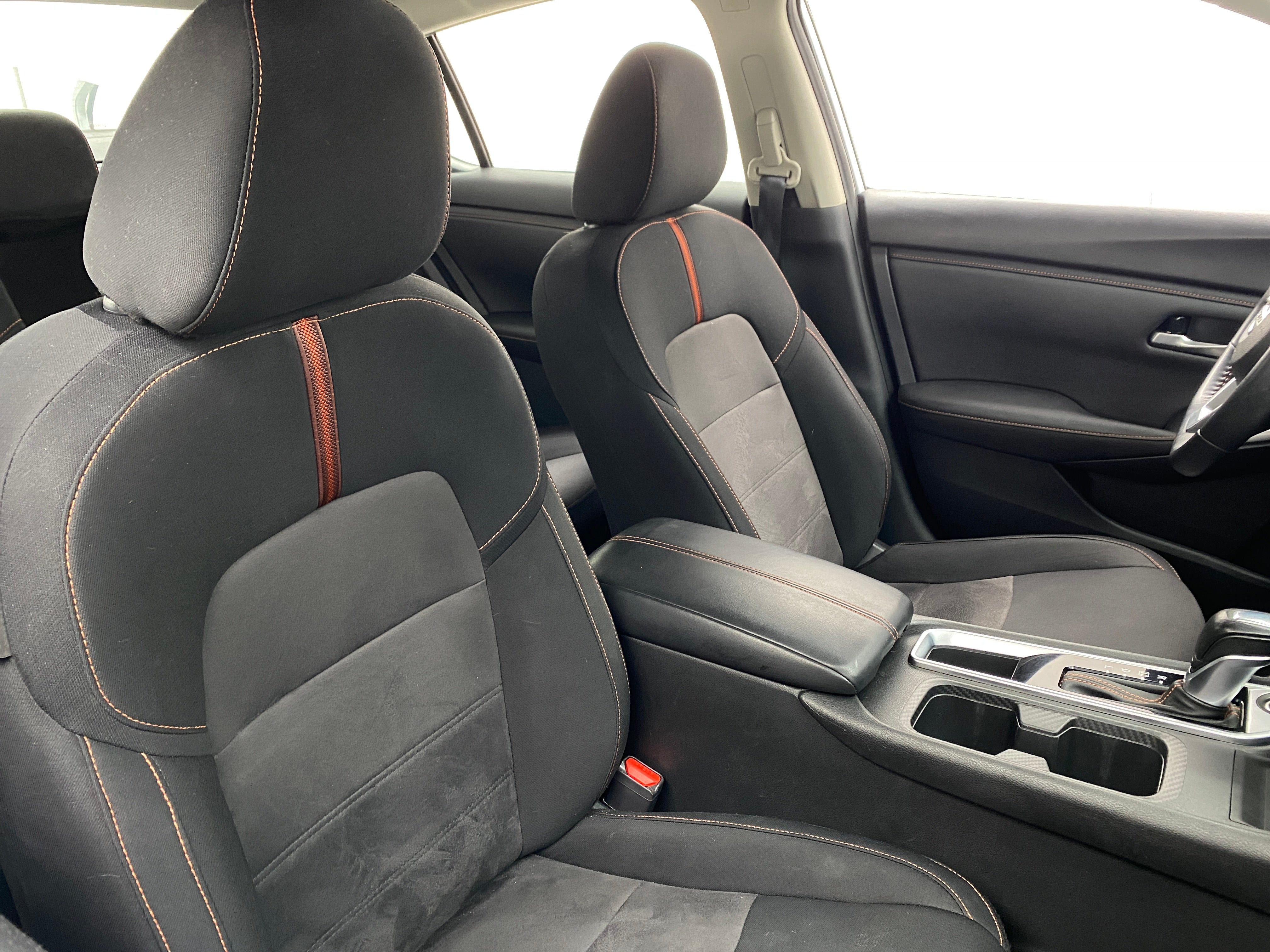 2023 Nissan Sentra SR 2