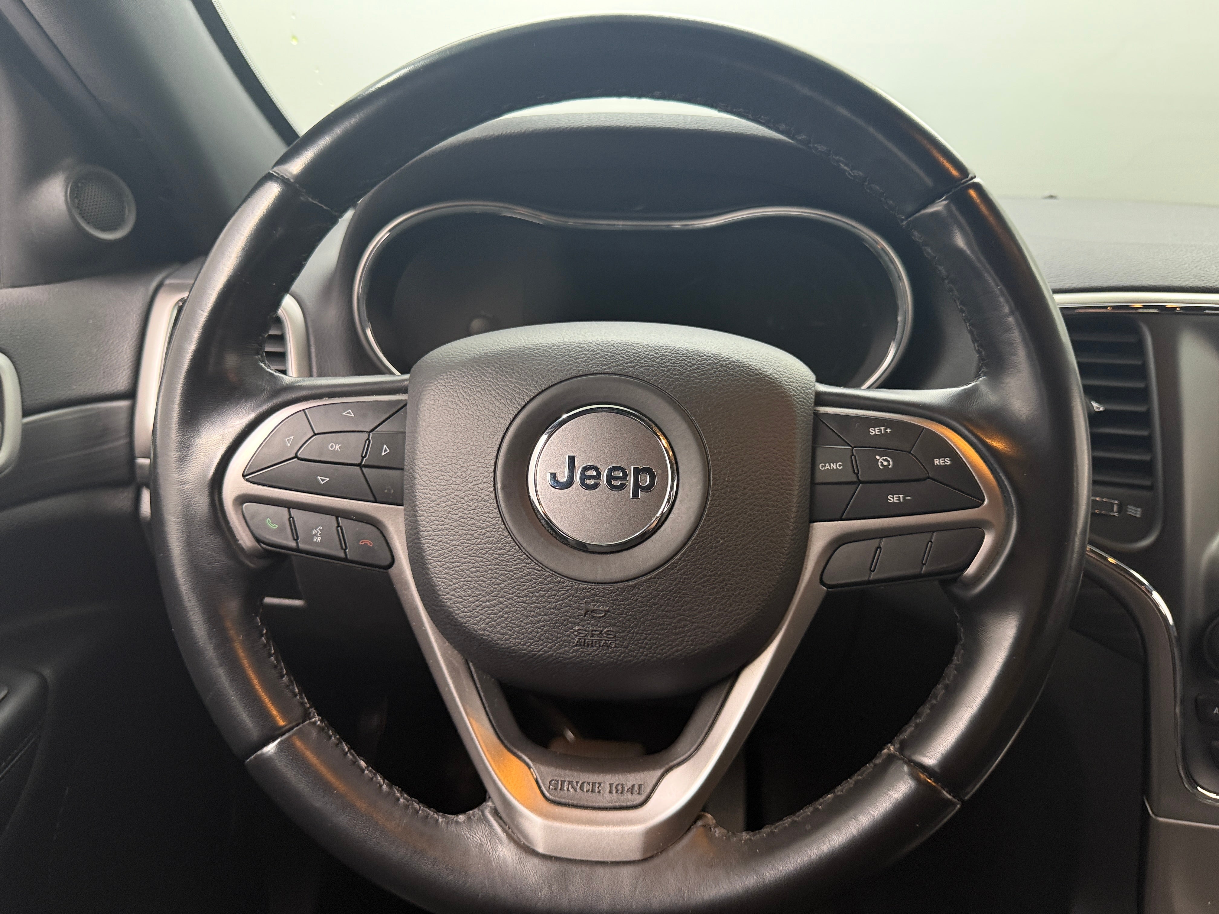 2021 Jeep Grand Cherokee Laredo 5