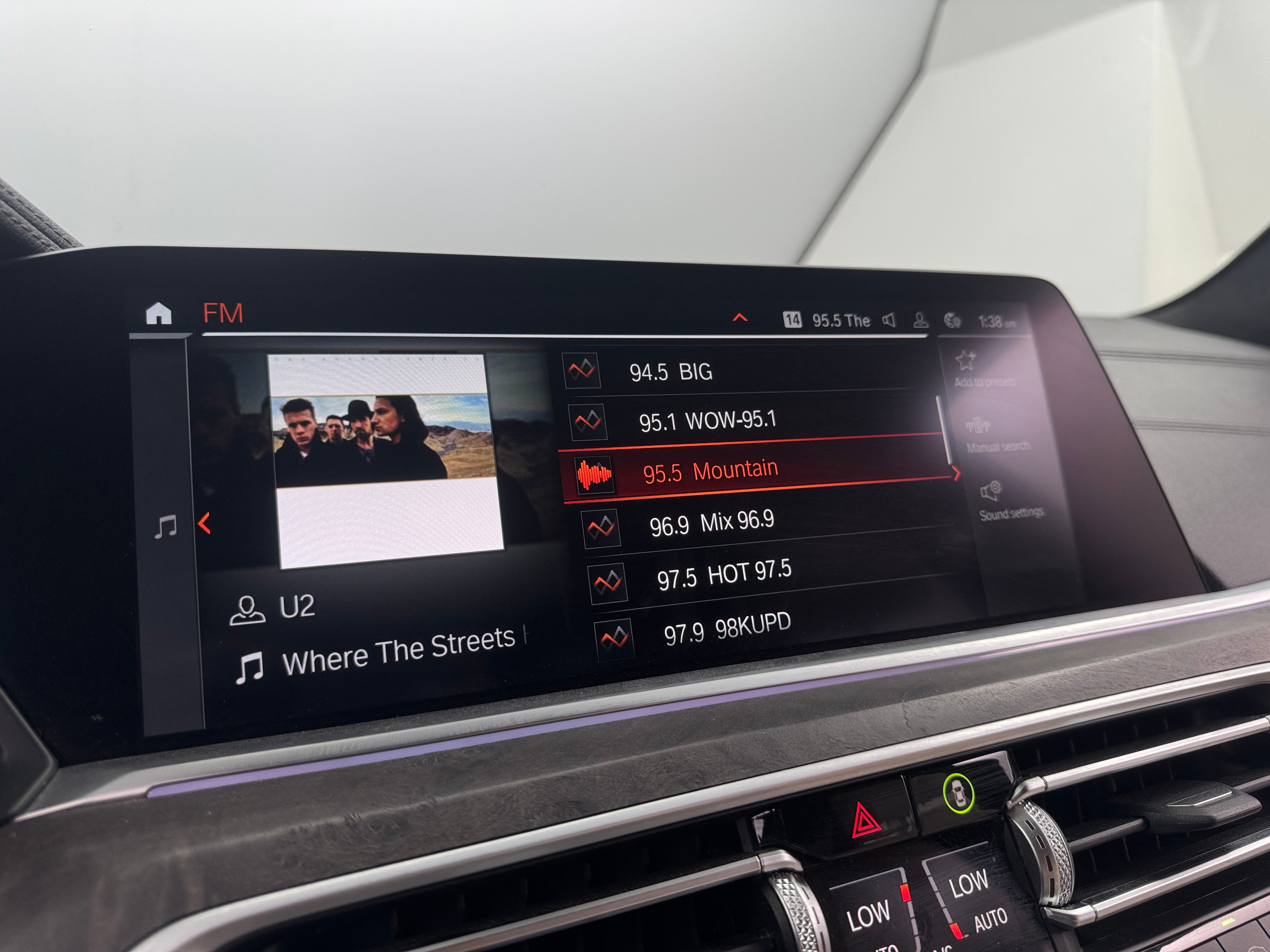 2021 BMW X7 xDrive40i 3
