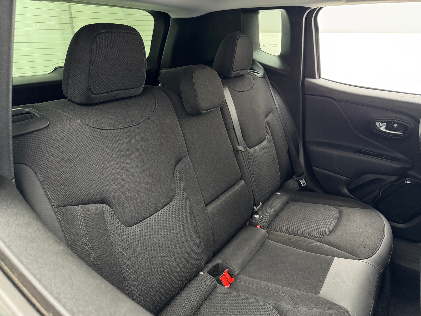 Thumbnail: 2018 Jeep Renegade - 6