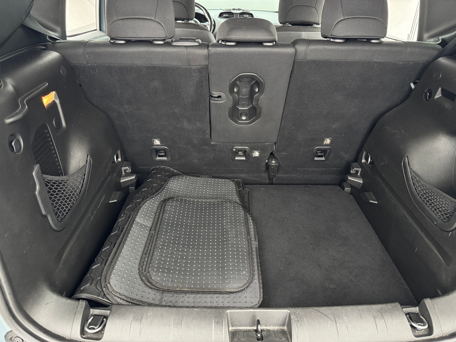 Thumbnail: 2018 Jeep Renegade - 7