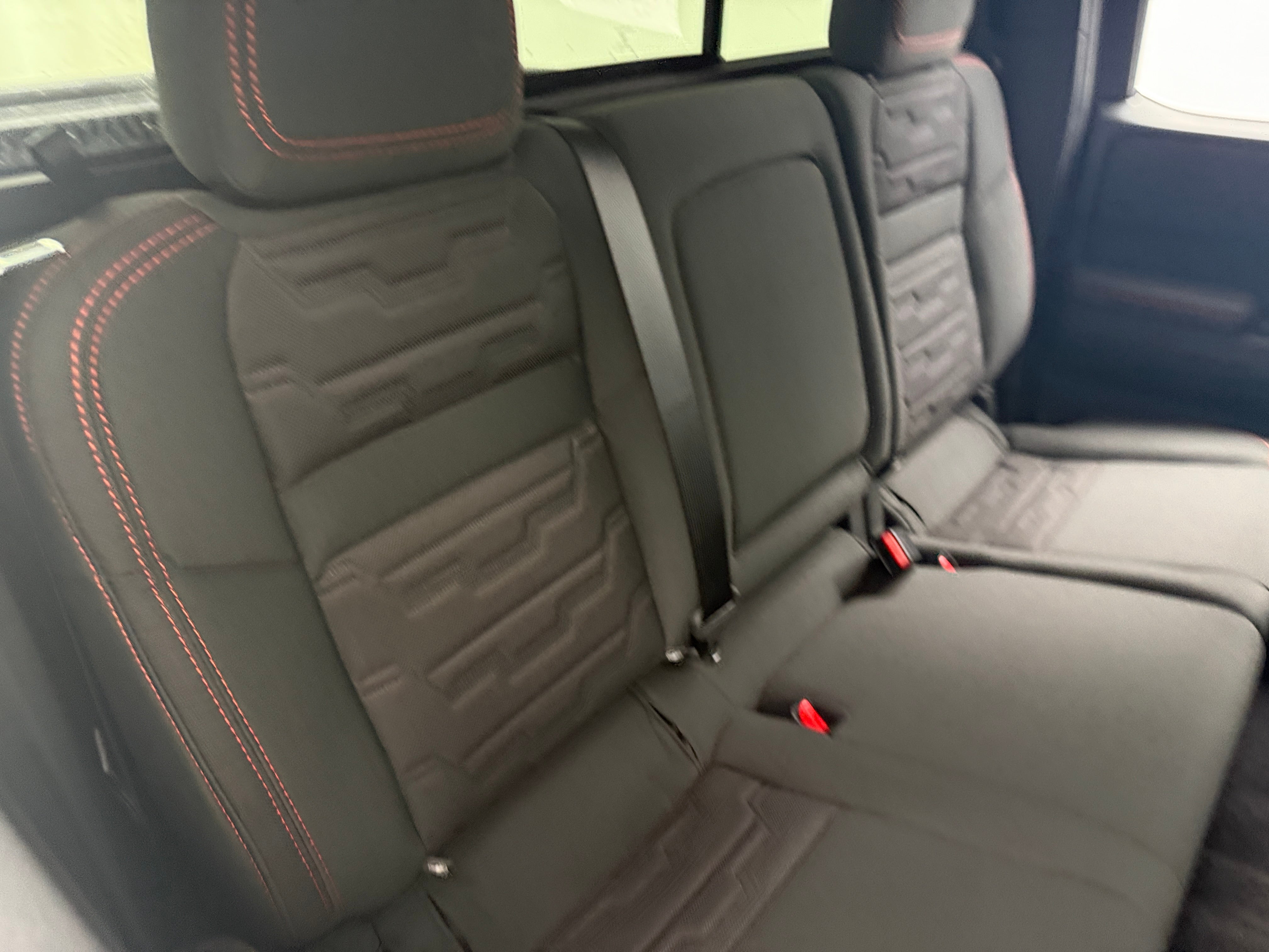 2023 Nissan Frontier PRO-4X 6