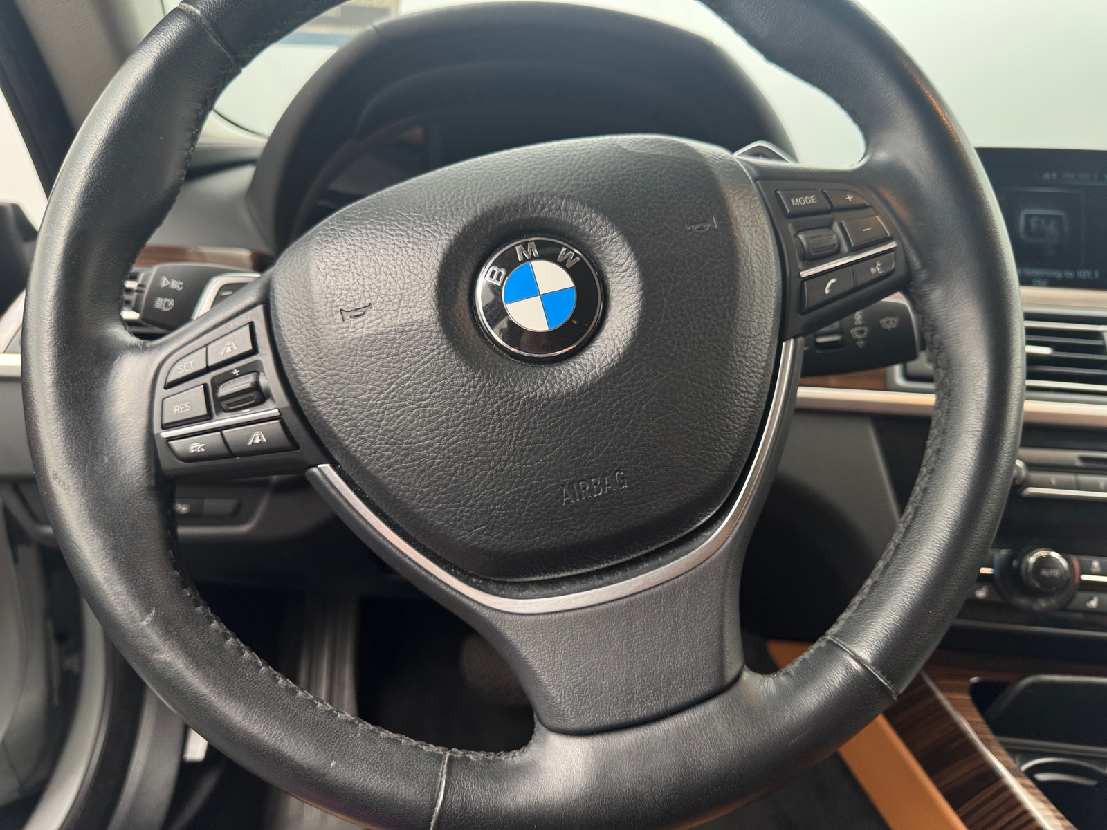 Thumbnail: 2017 BMW 6 Series - 4