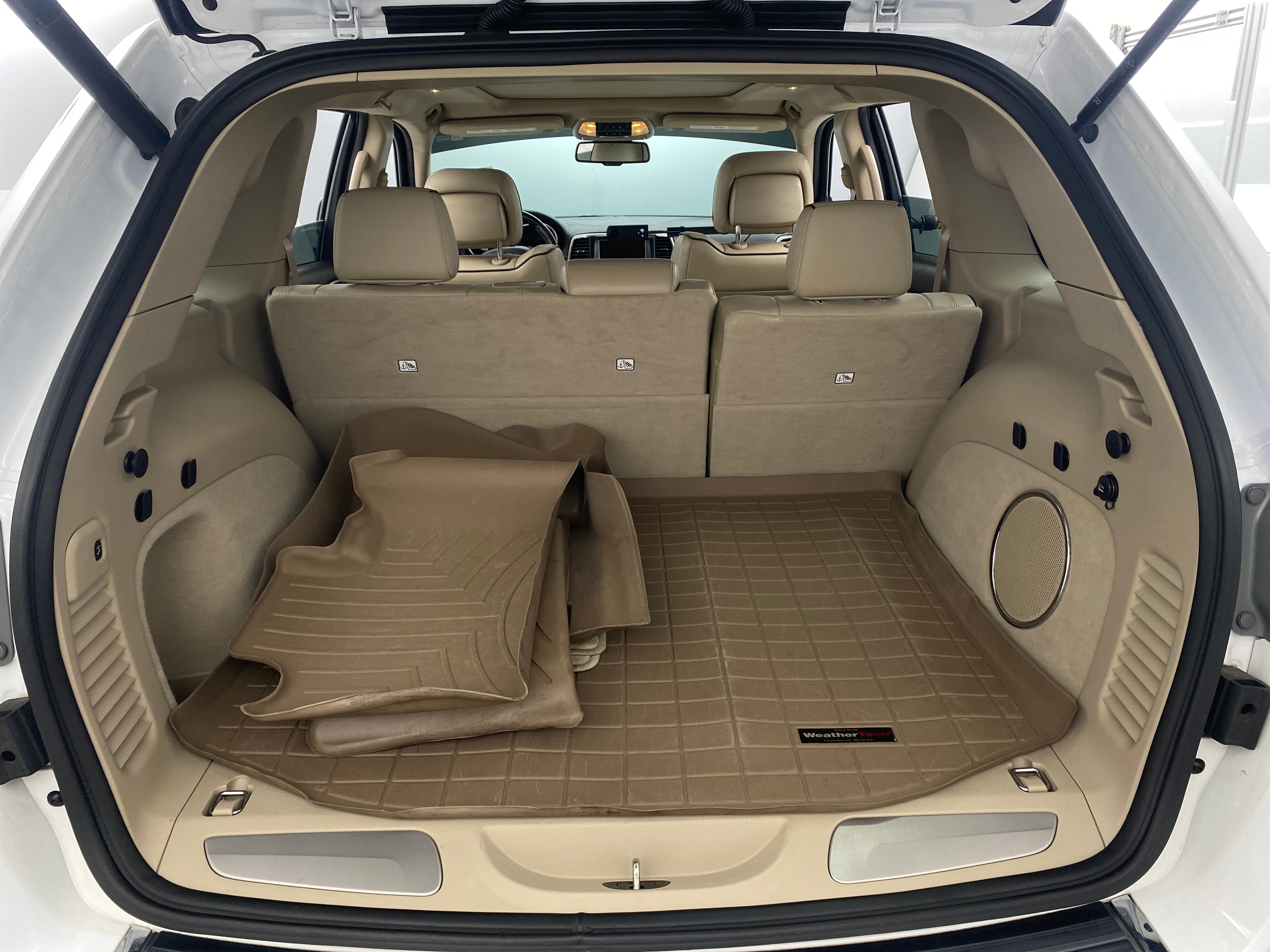 Thumbnail: 2016 Jeep Grand Cherokee - 6