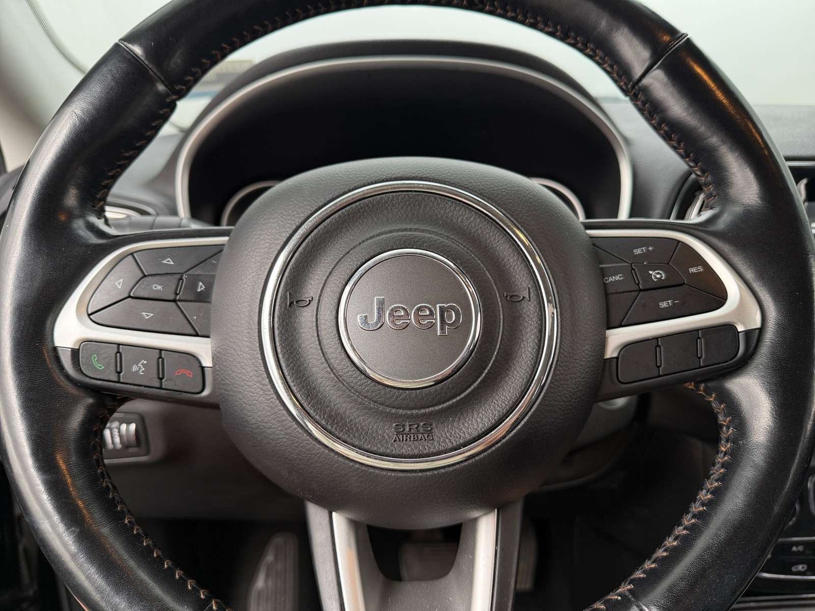 Thumbnail: 2020 Jeep Compass - 4