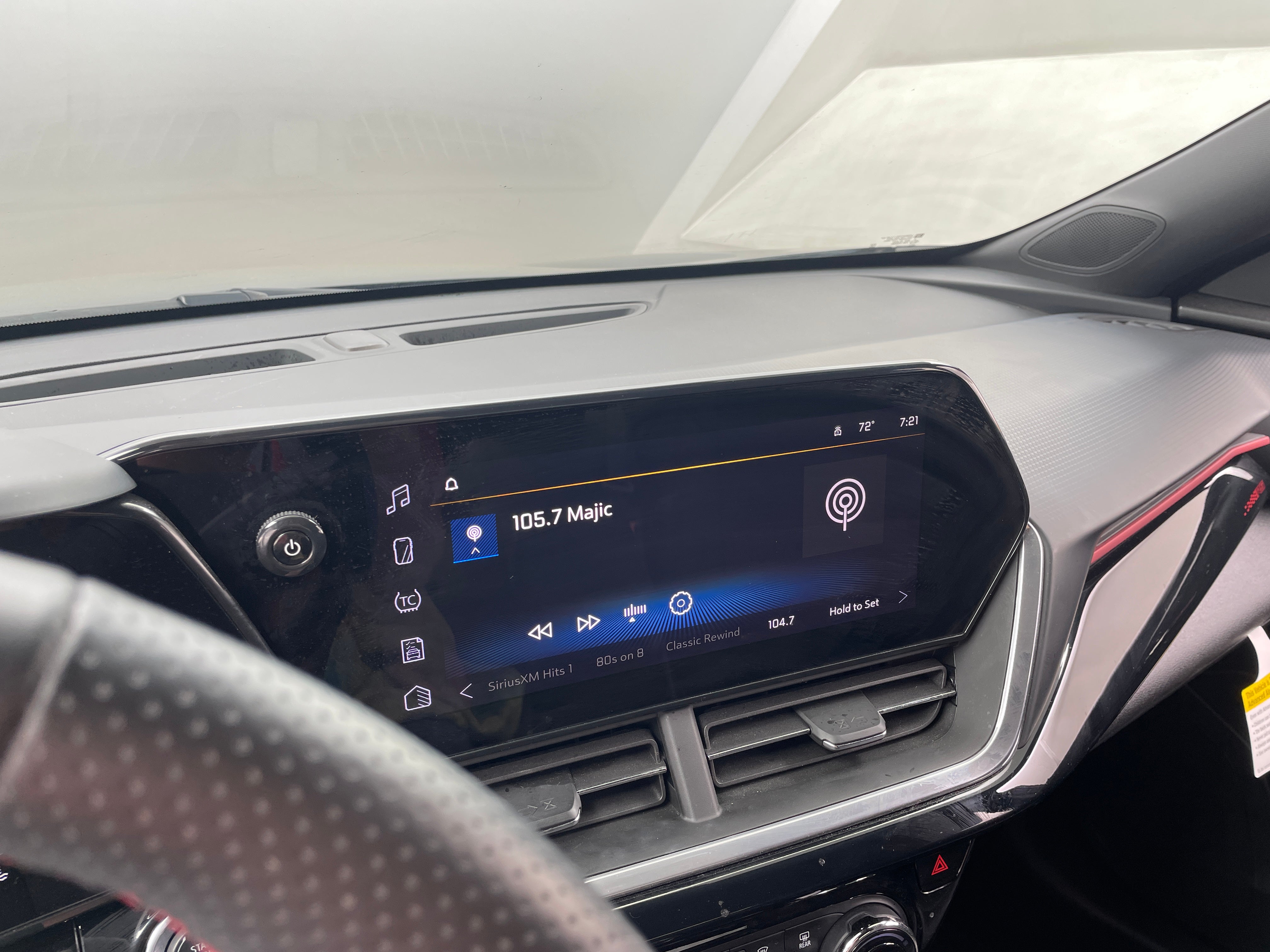 2024 Chevrolet Trax RS 3