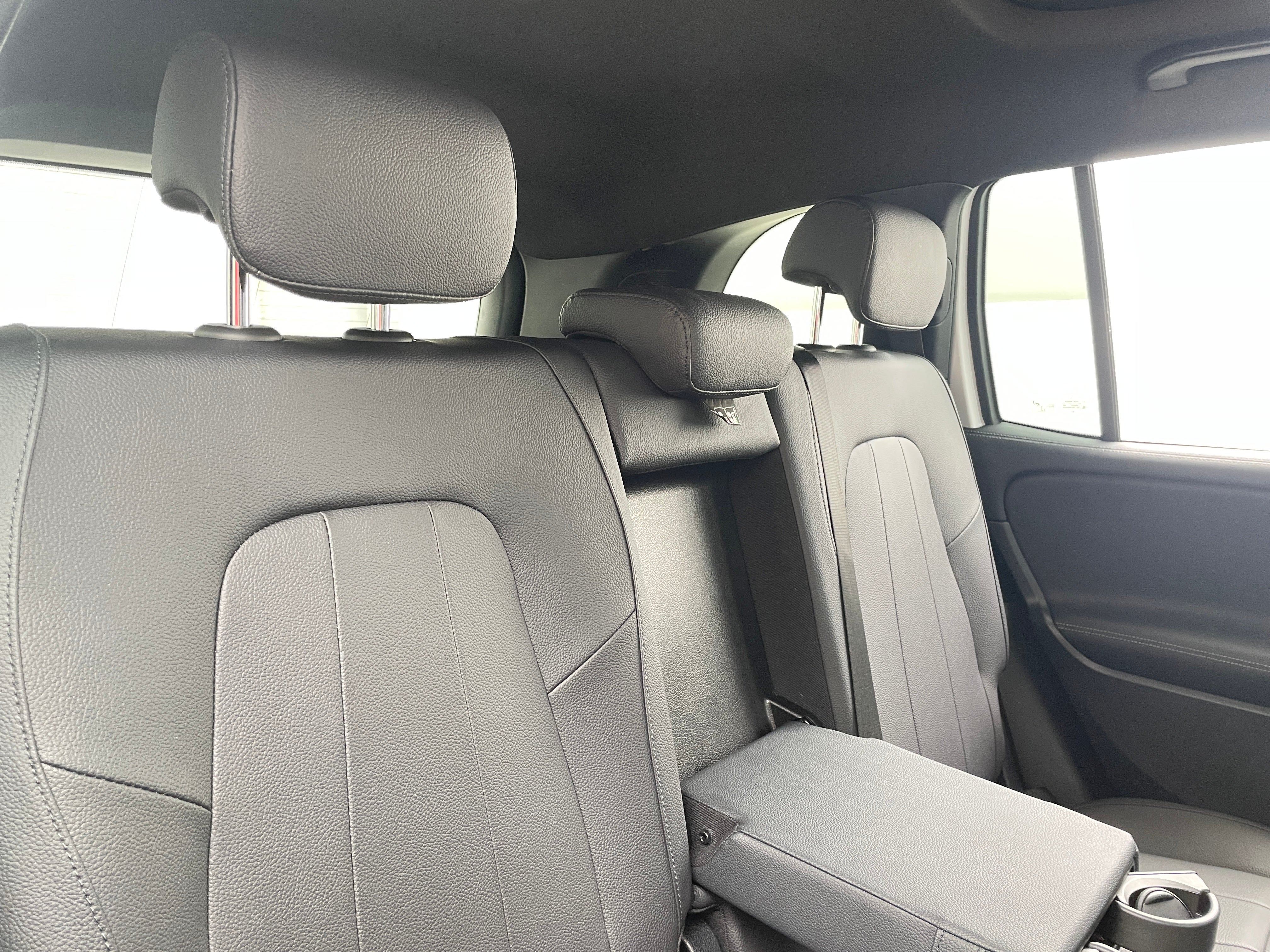 2024 Mercedes-Benz GLB 250 5
