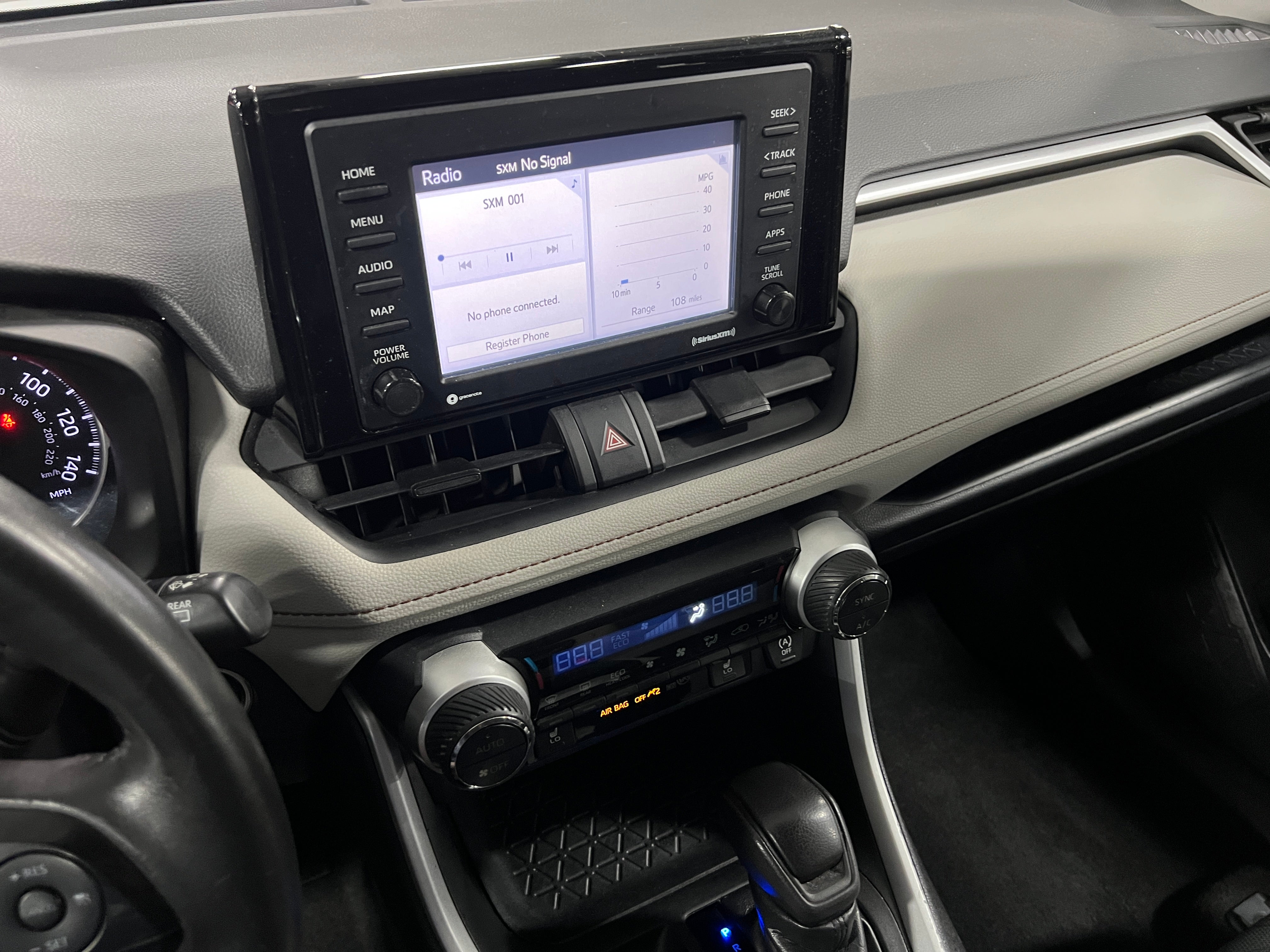 2020 Toyota RAV4 XLE 4