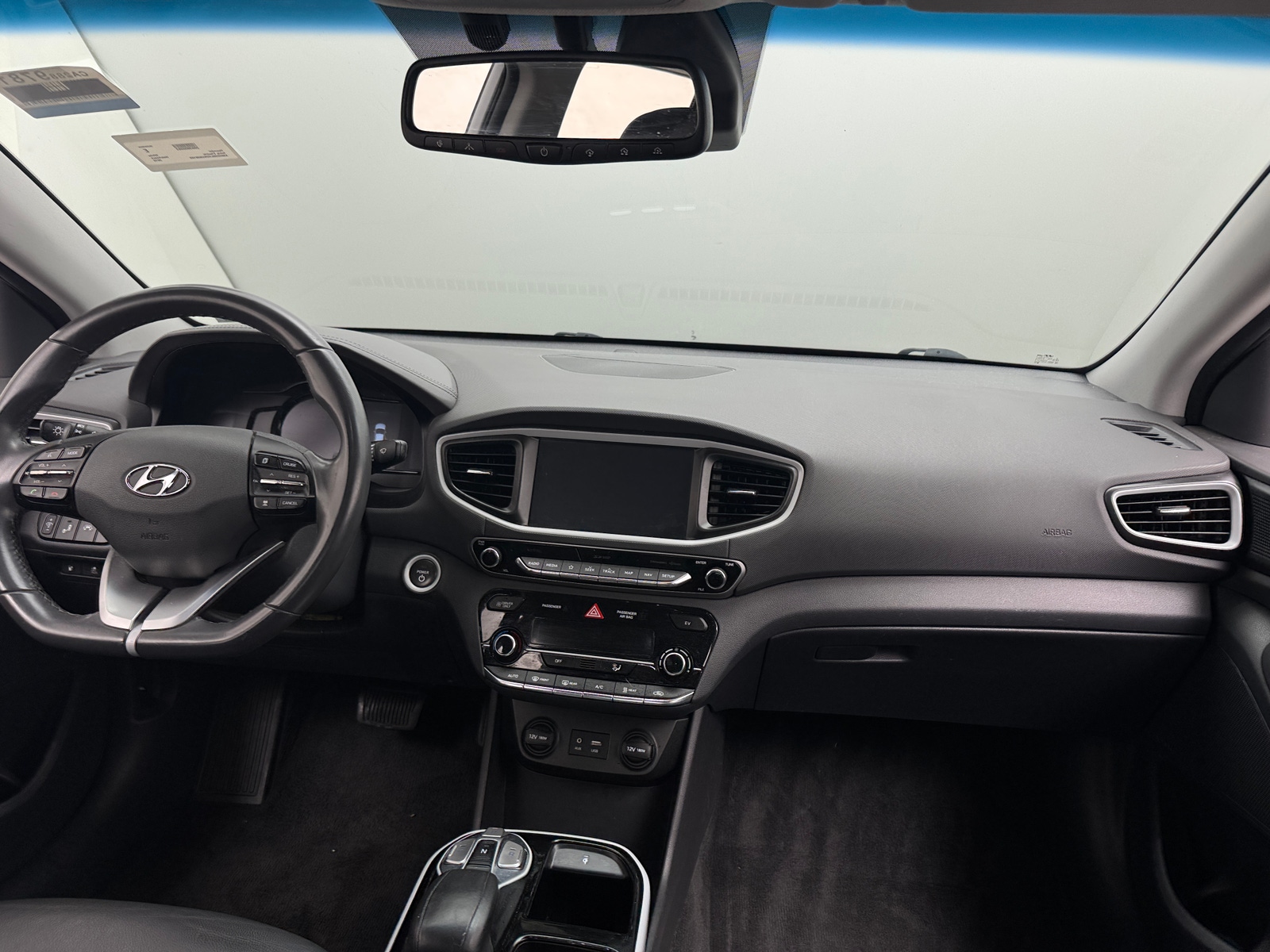 Thumbnail: 2019 Hyundai Ioniq - 2