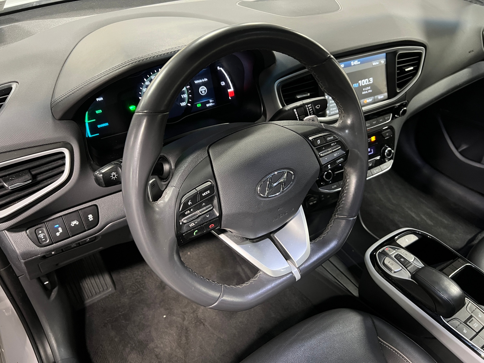Thumbnail: 2019 Hyundai Ioniq - 4