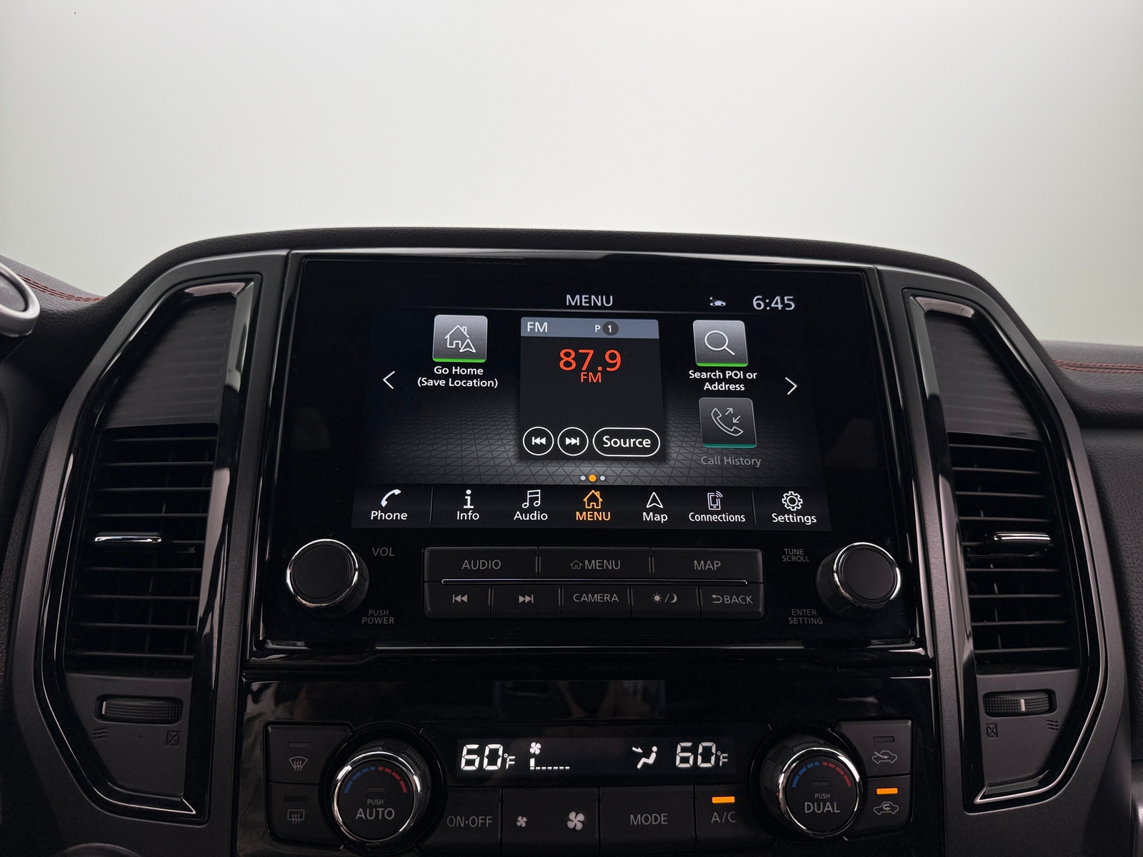 Thumbnail: 2022 Nissan Titan - 3