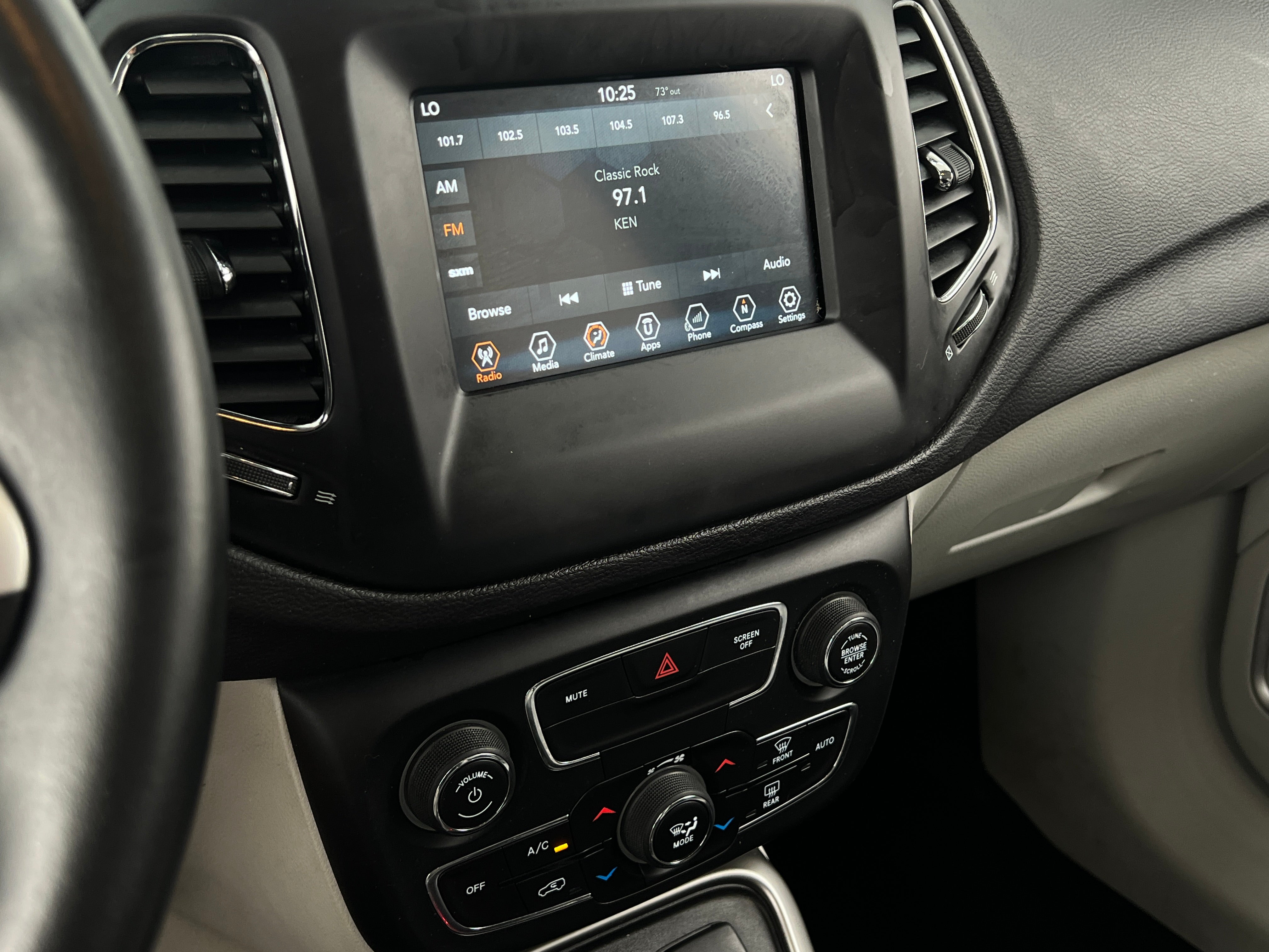2018 Jeep Compass Latitude 4