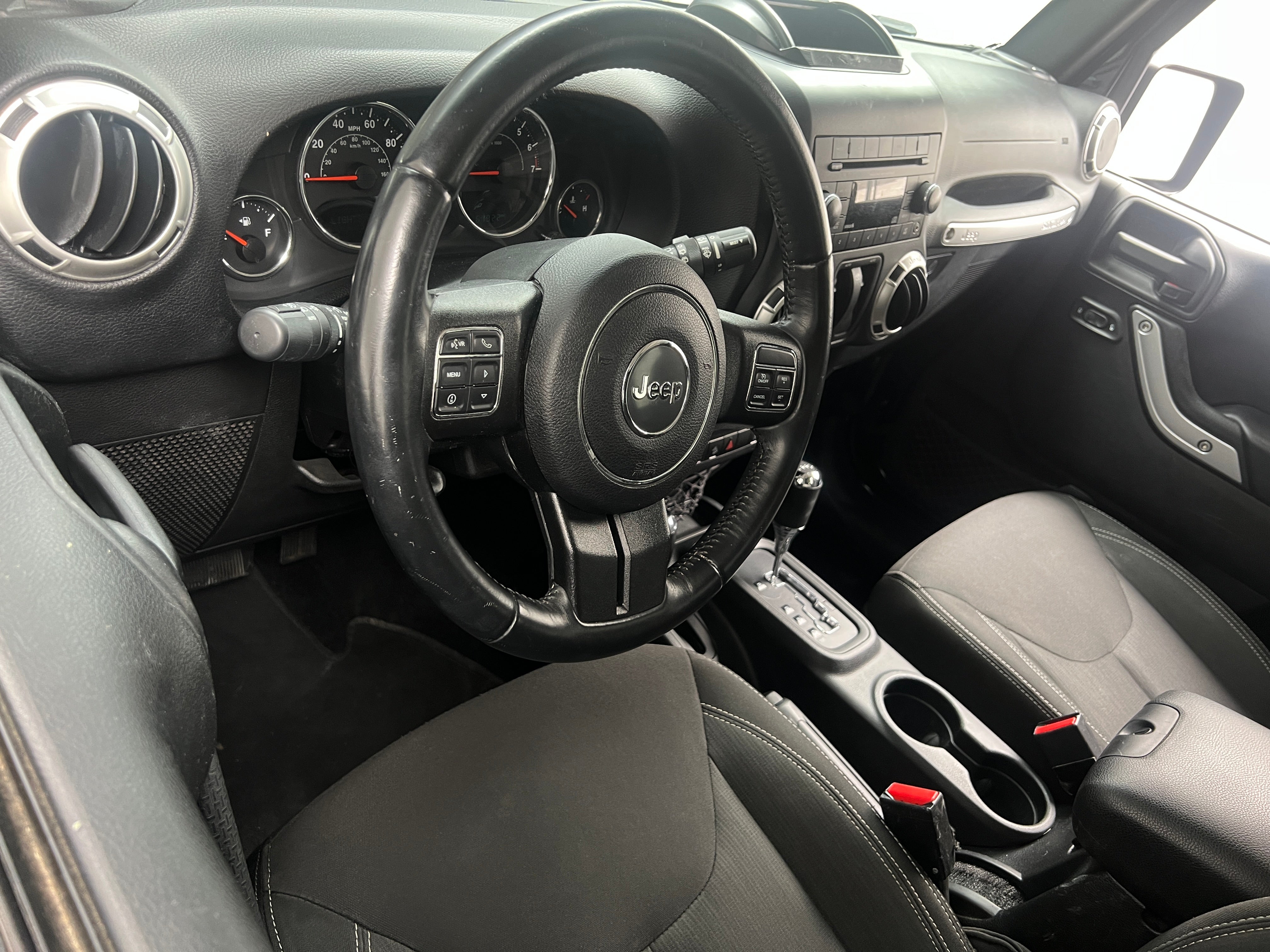 2017 Jeep Wrangler Sahara 3