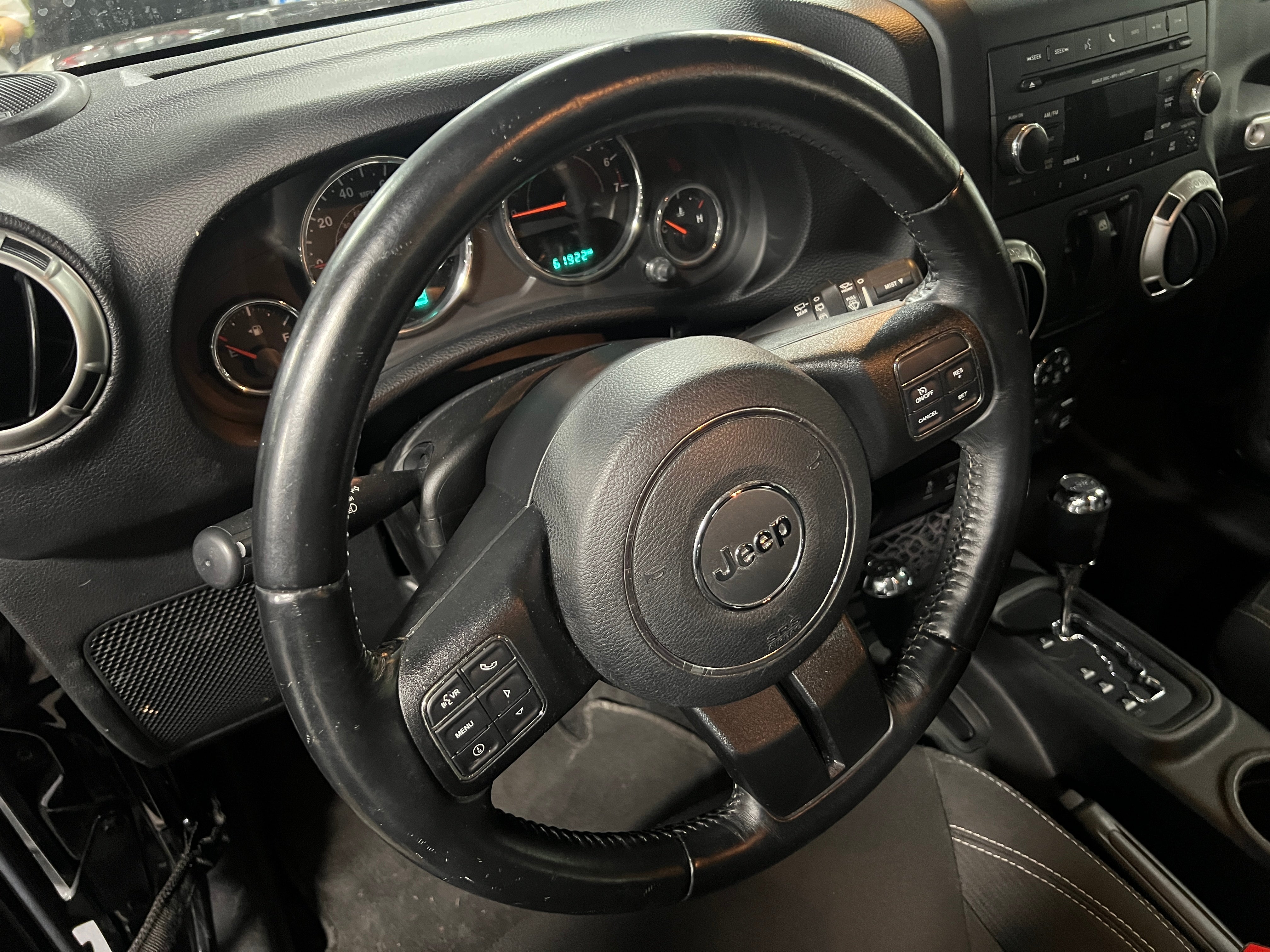 2017 Jeep Wrangler Sahara 5