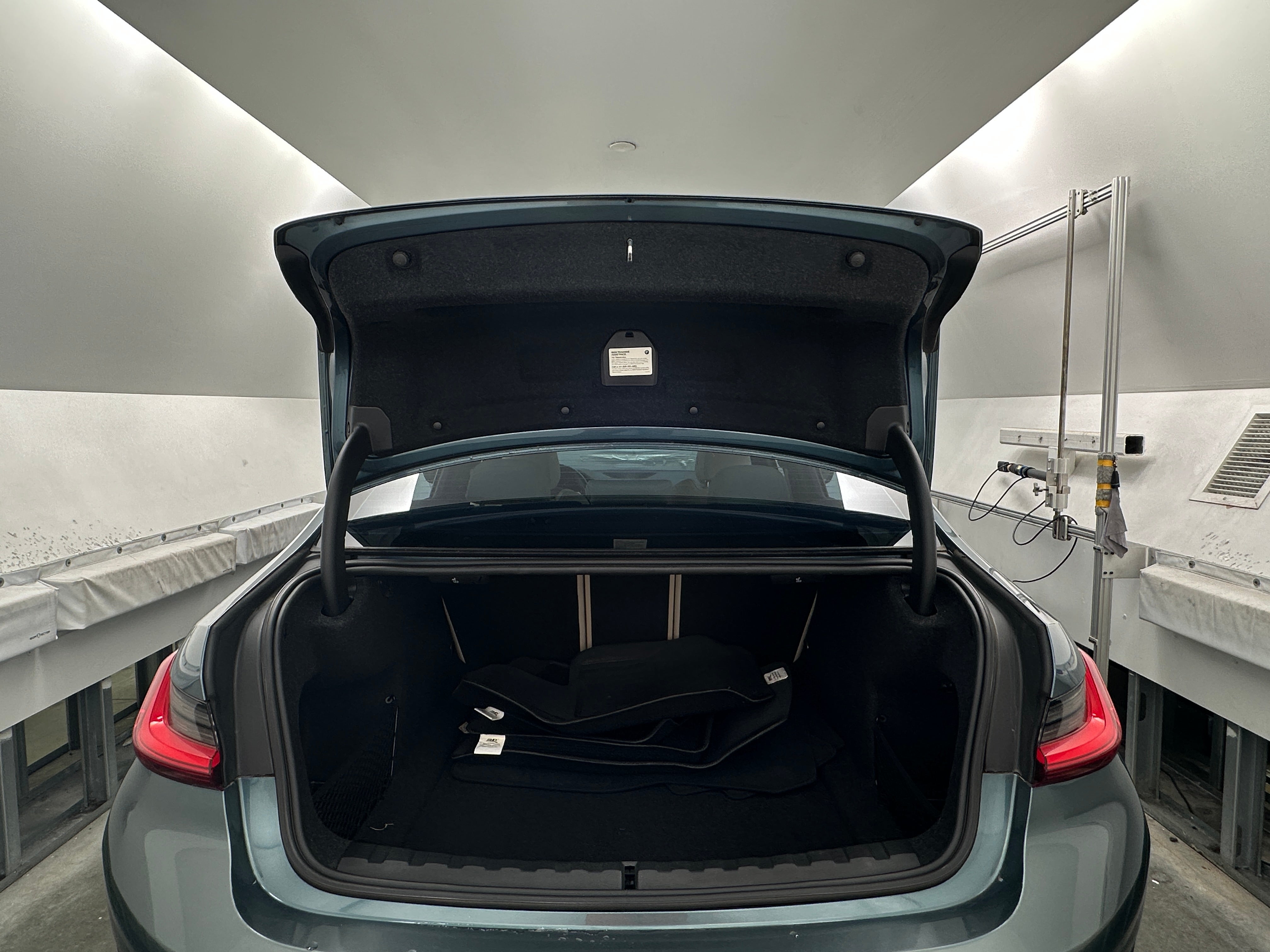 2020 BMW 3 Series 330i 6