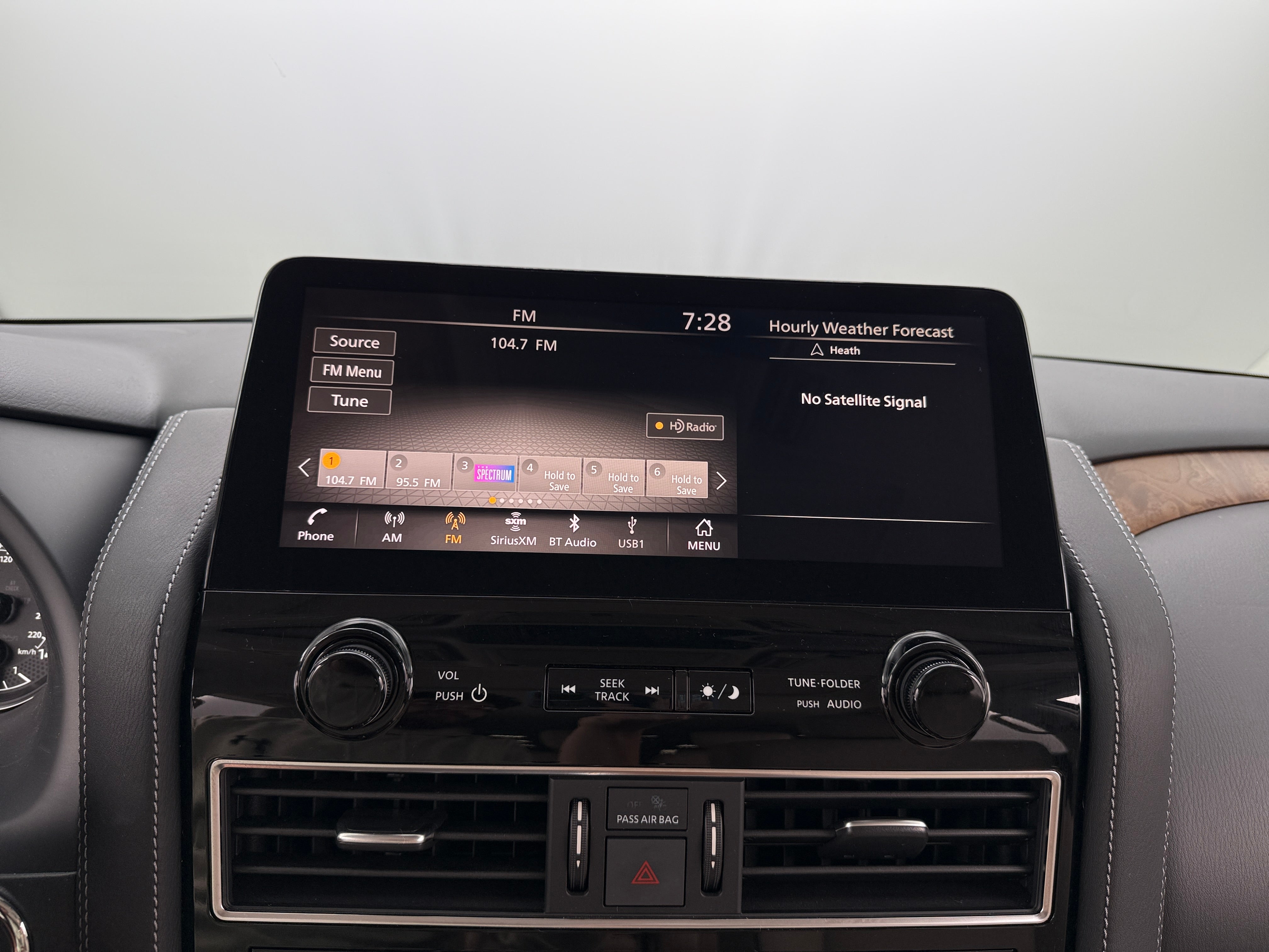 2024 Nissan Armada SL 3