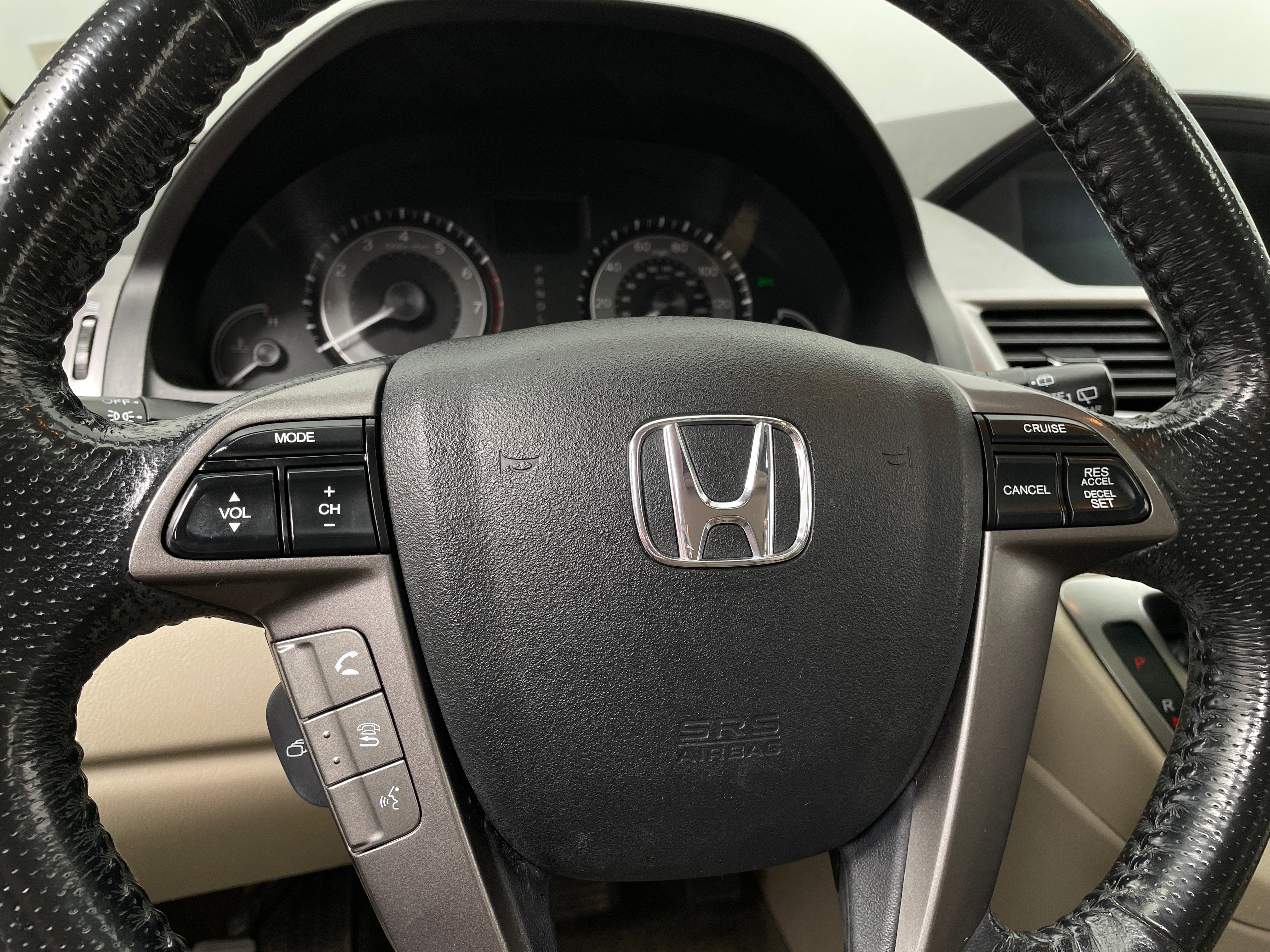 2015 Honda Odyssey EX-L 4
