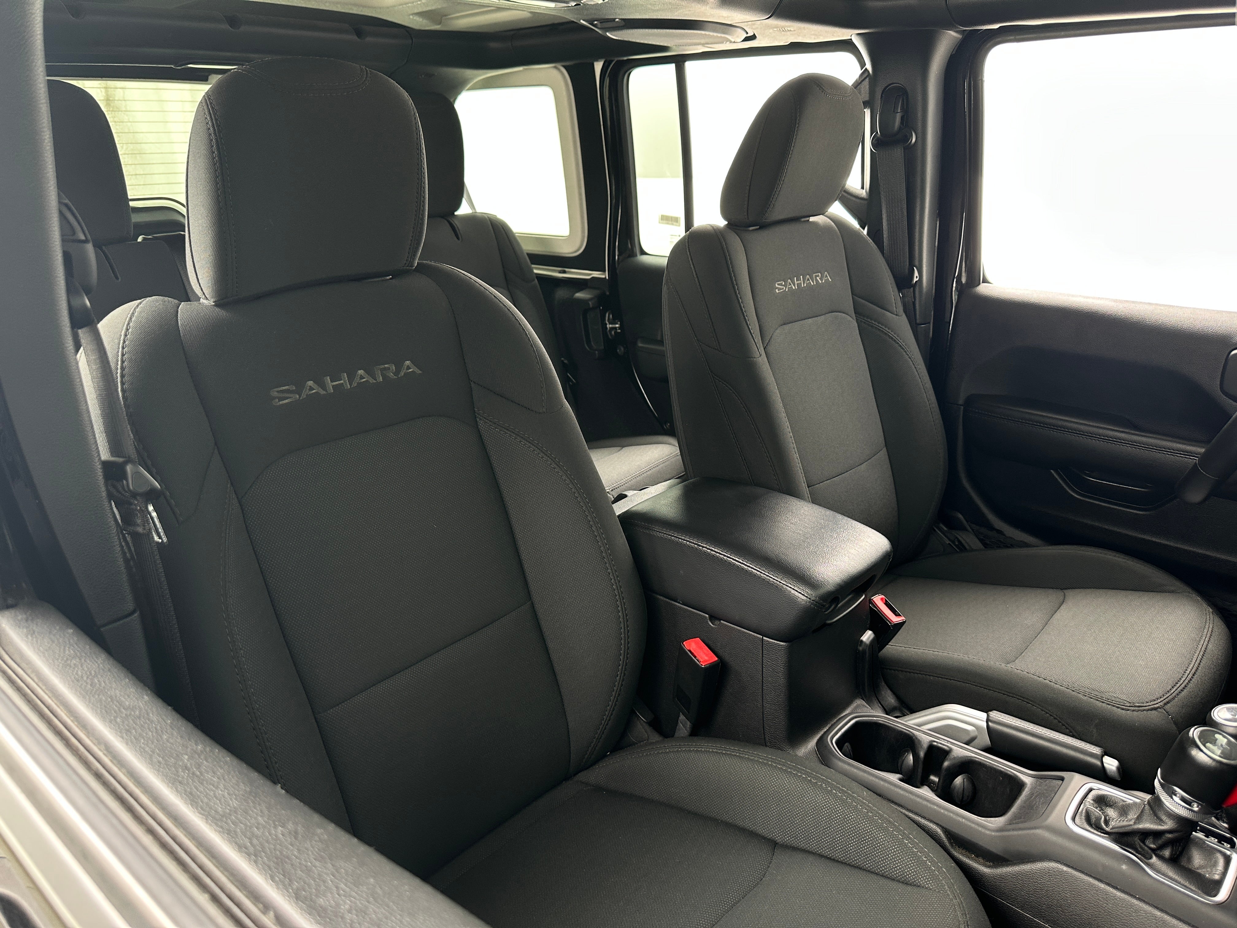 2022 Jeep Wrangler Unlimited Altitude 2