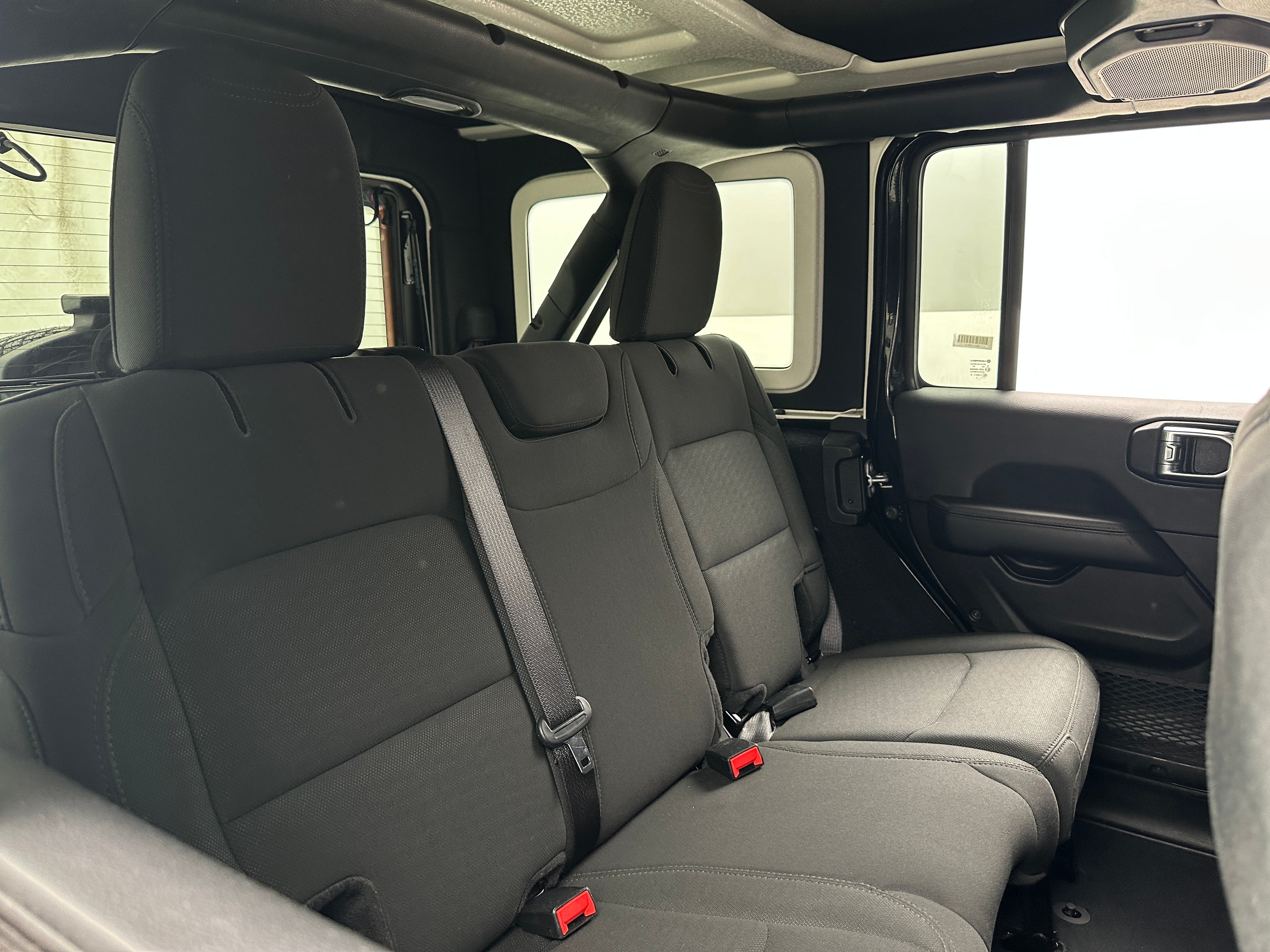 2022 Jeep Wrangler Unlimited Altitude 6