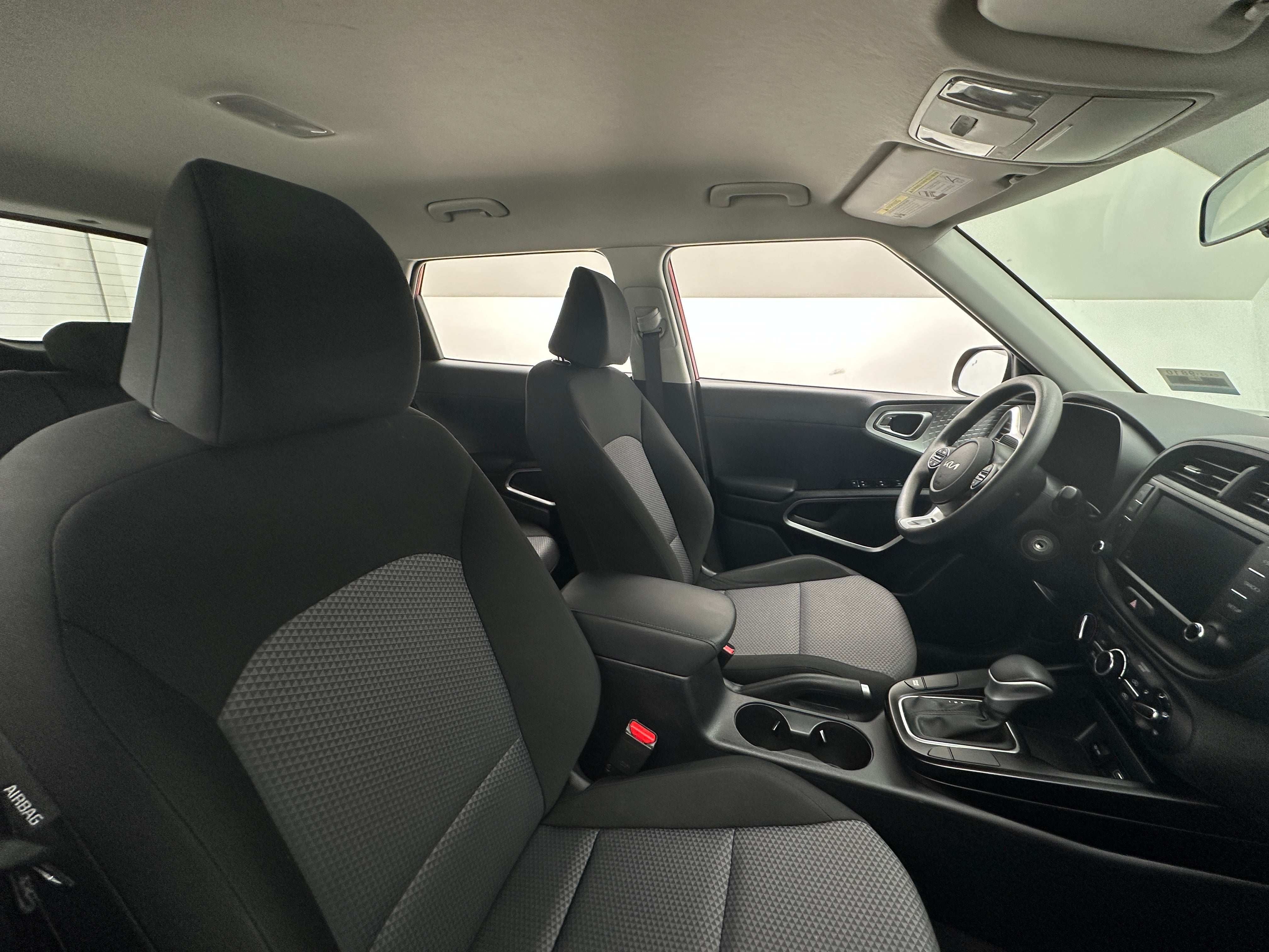 2024 Kia Soul LX 2