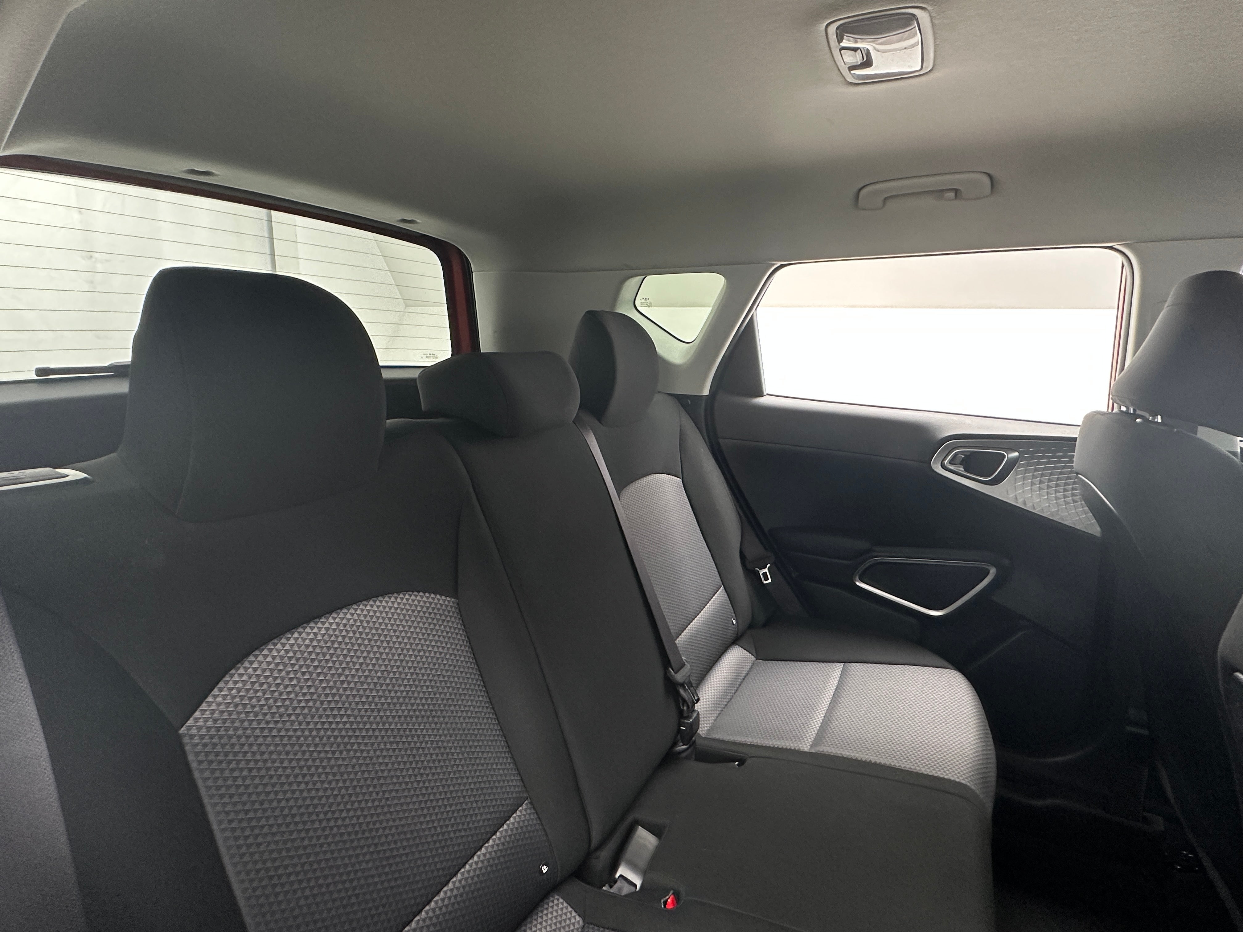 2024 Kia Soul LX 6
