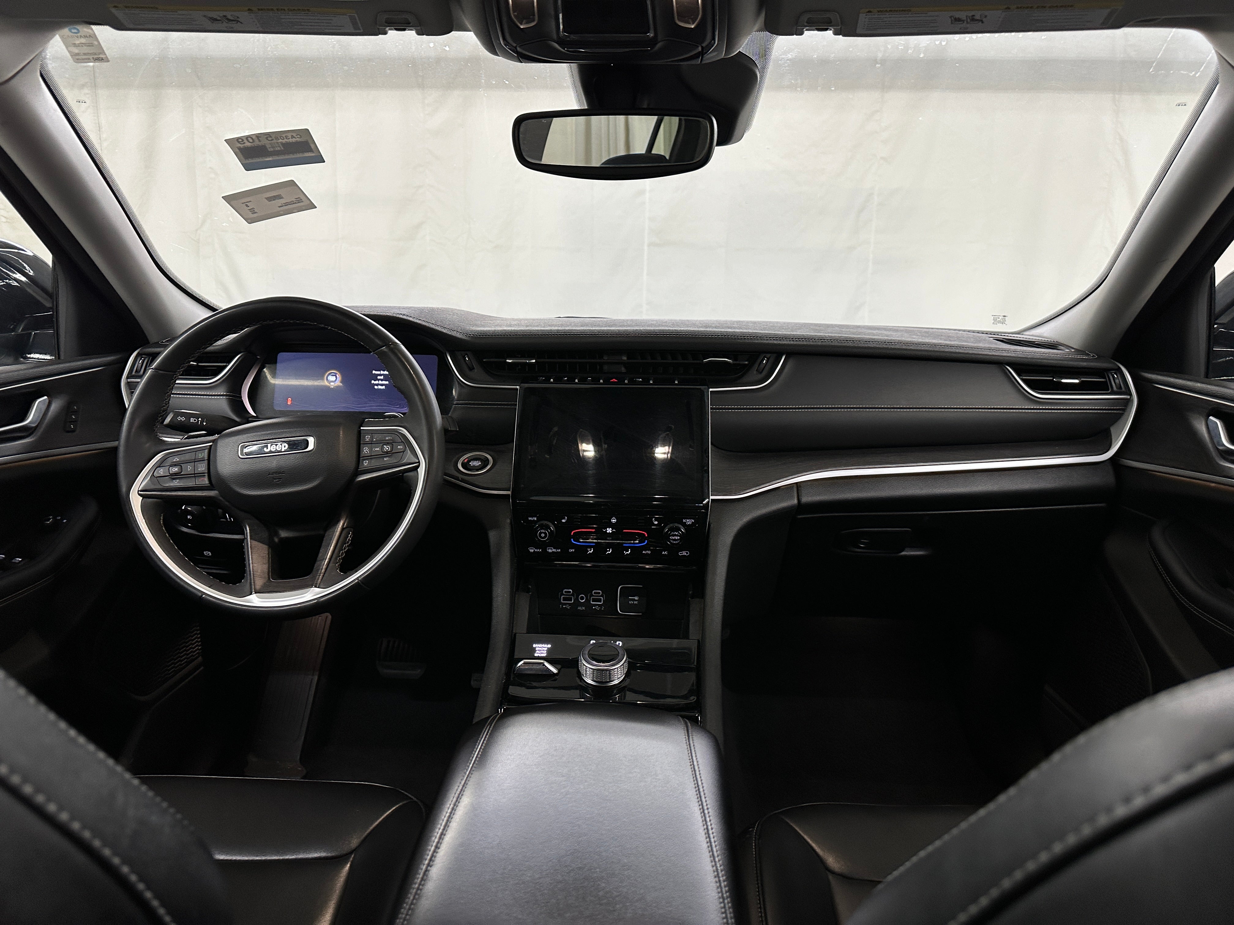 2023 Jeep Grand Cherokee L Limited Edition 2