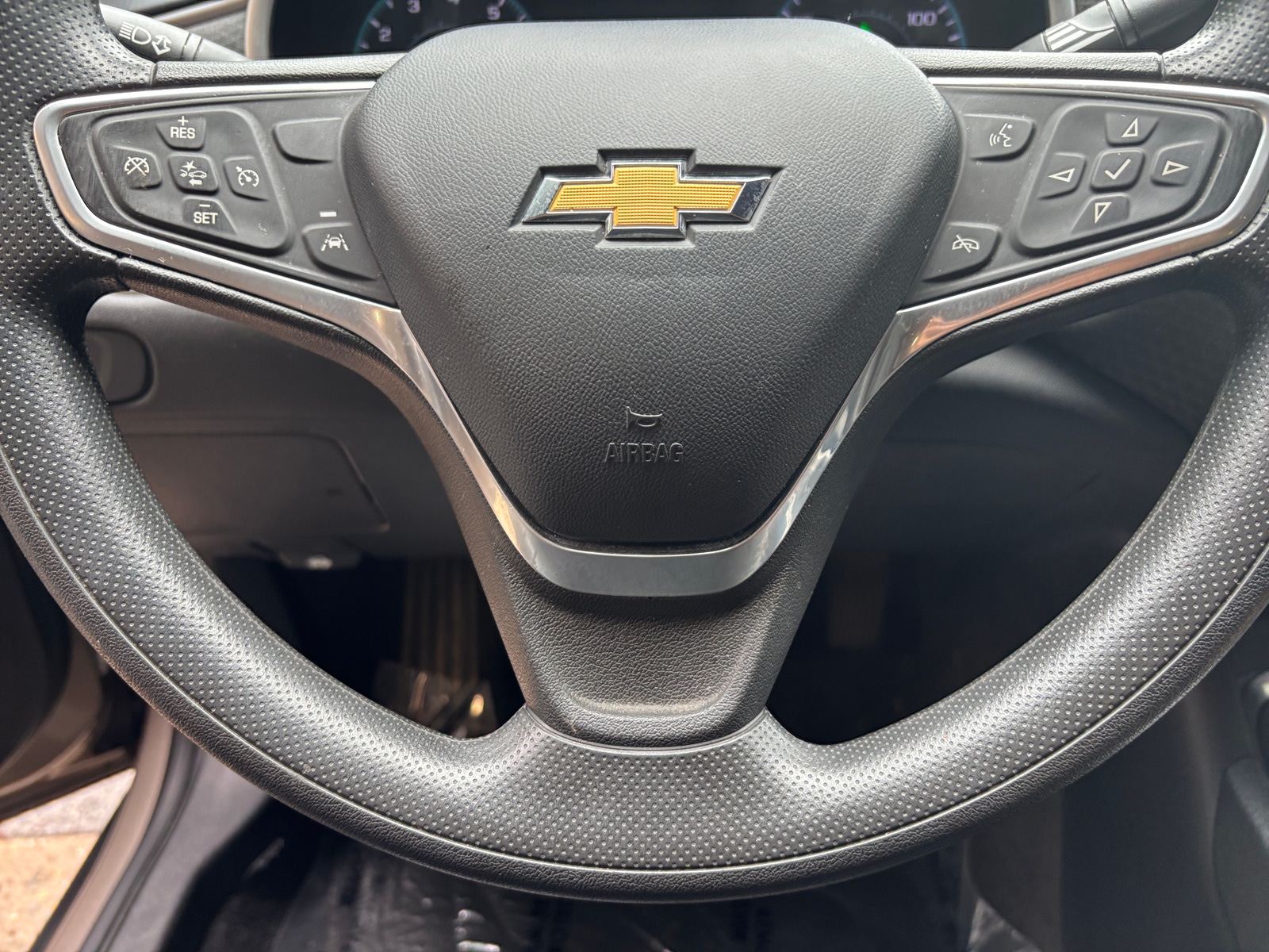 Thumbnail: 2023 Chevrolet Malibu - 5