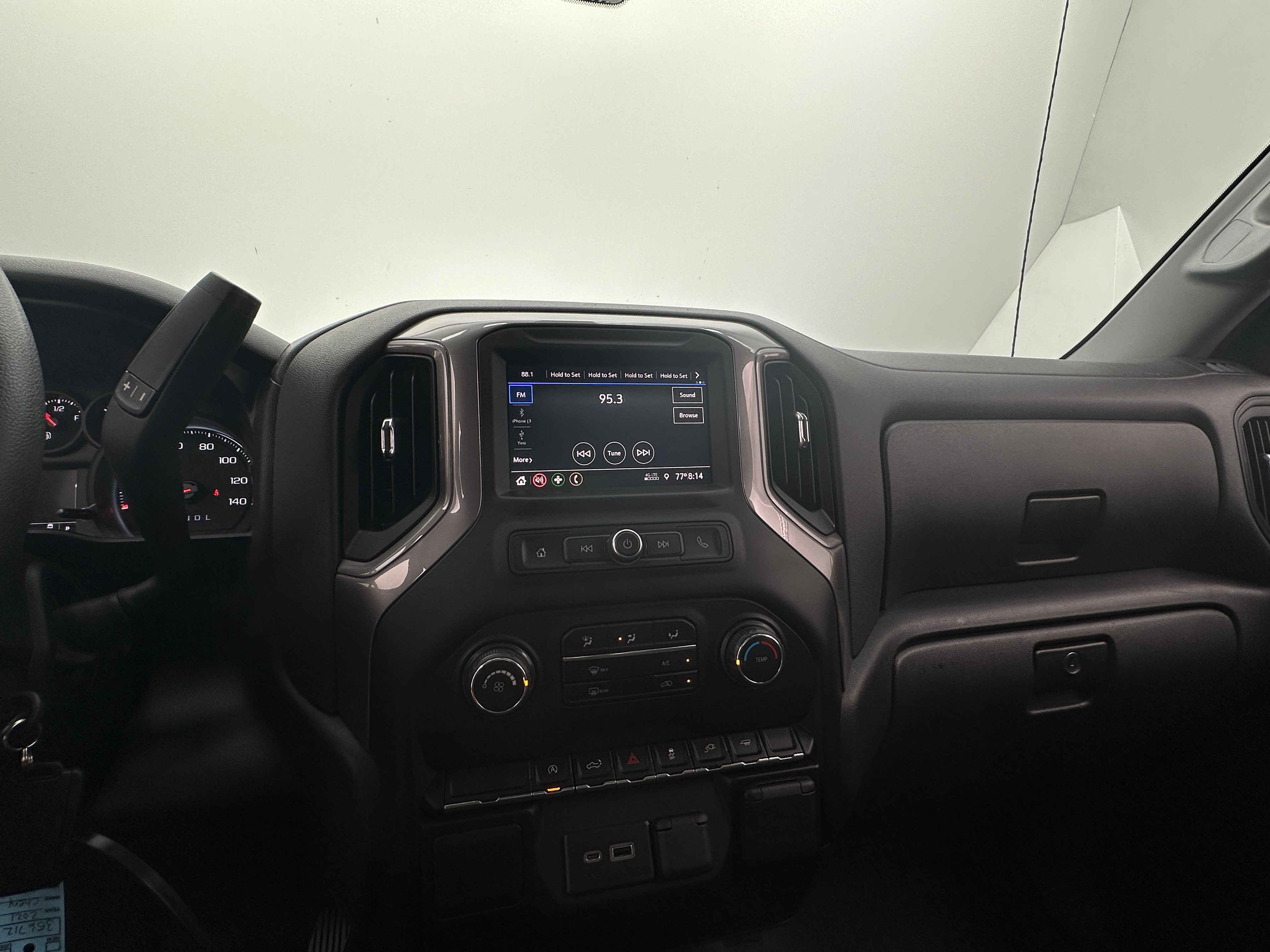 2021 Chevrolet Silverado 1500 Custom 4