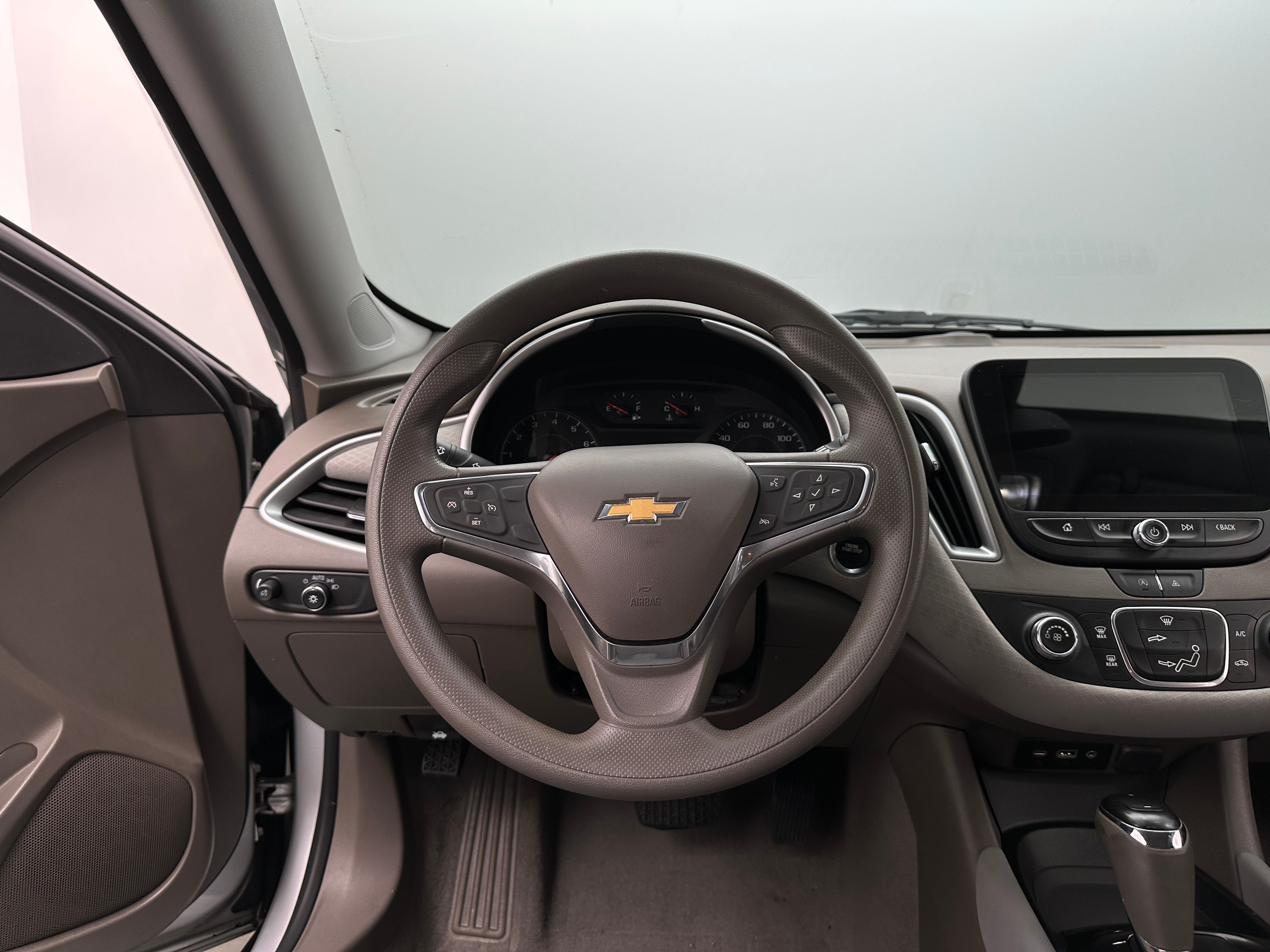 2020 Chevrolet Malibu LS 5