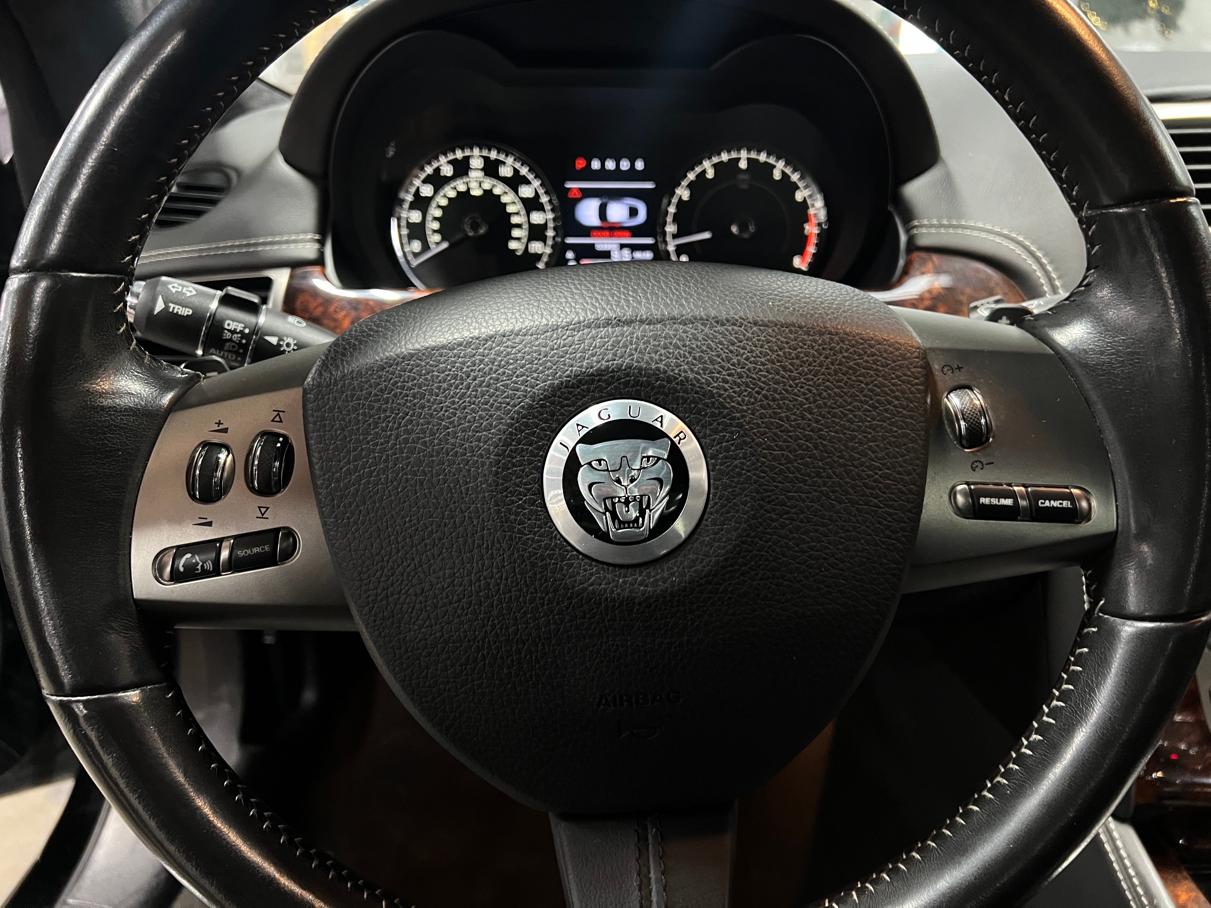 2011 Jaguar XK  4