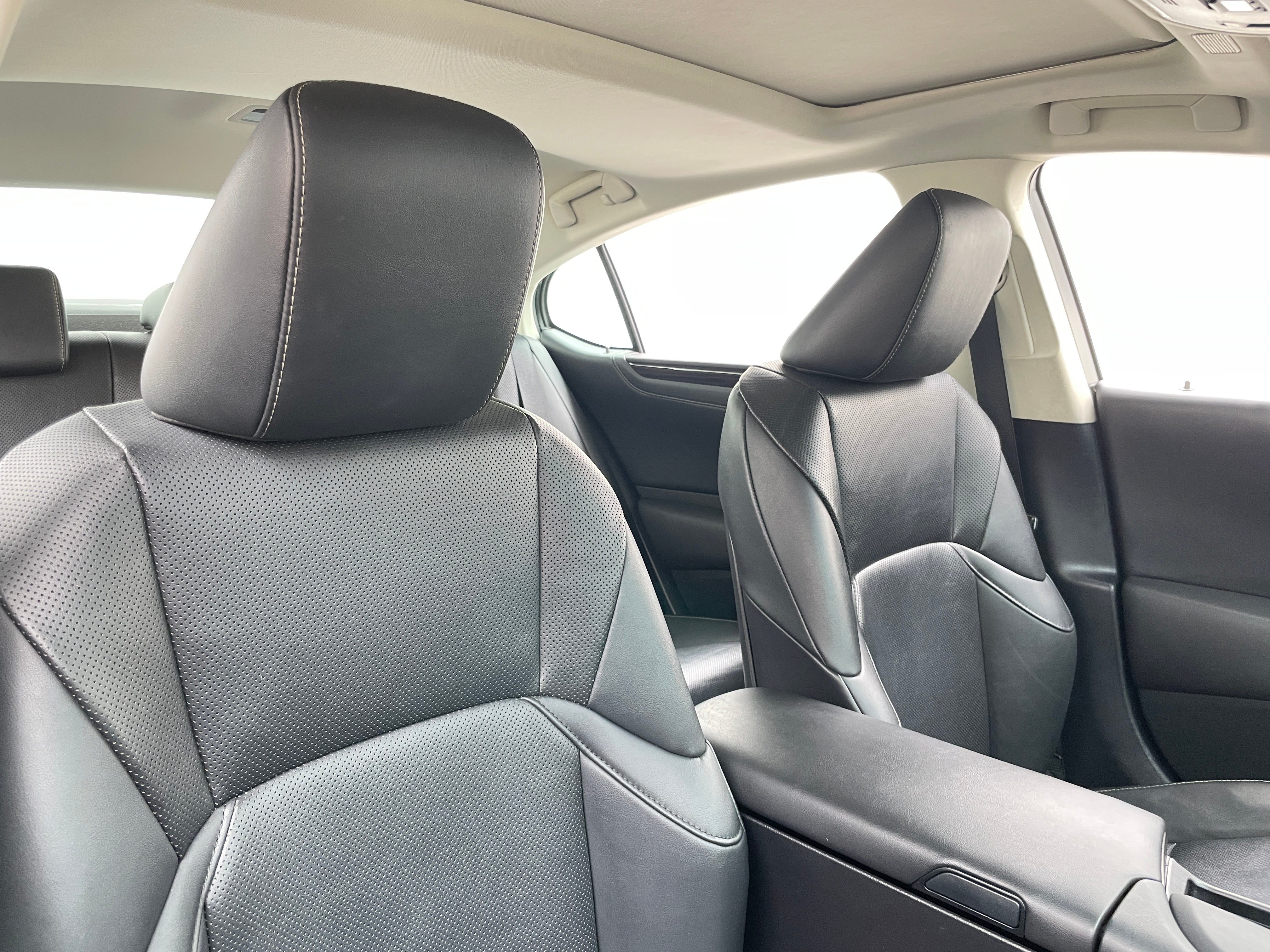 2021 Lexus ES 250 2