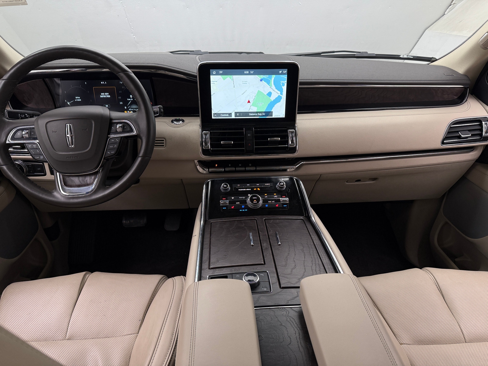 Thumbnail: 2021 Lincoln Navigator - 2