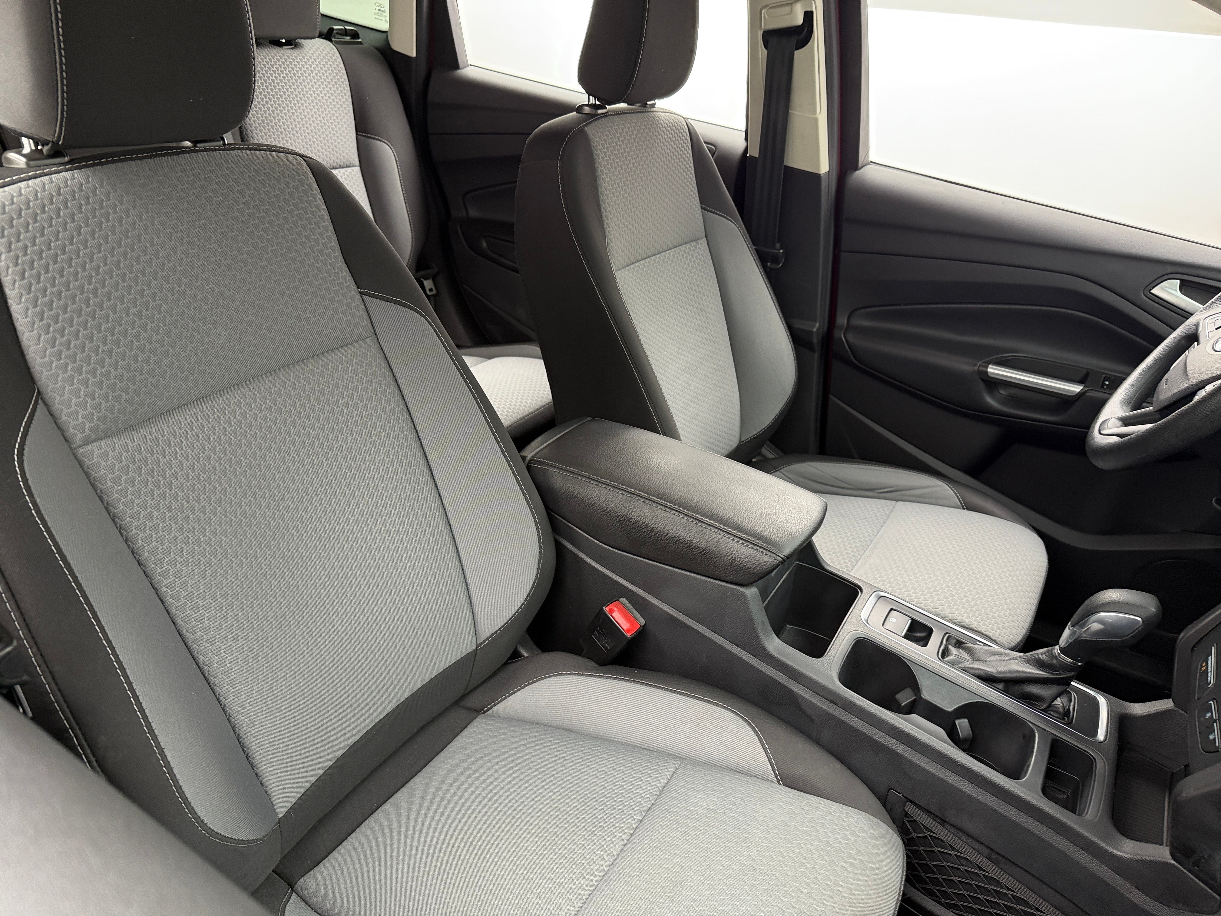 2019 Ford Escape SE 2