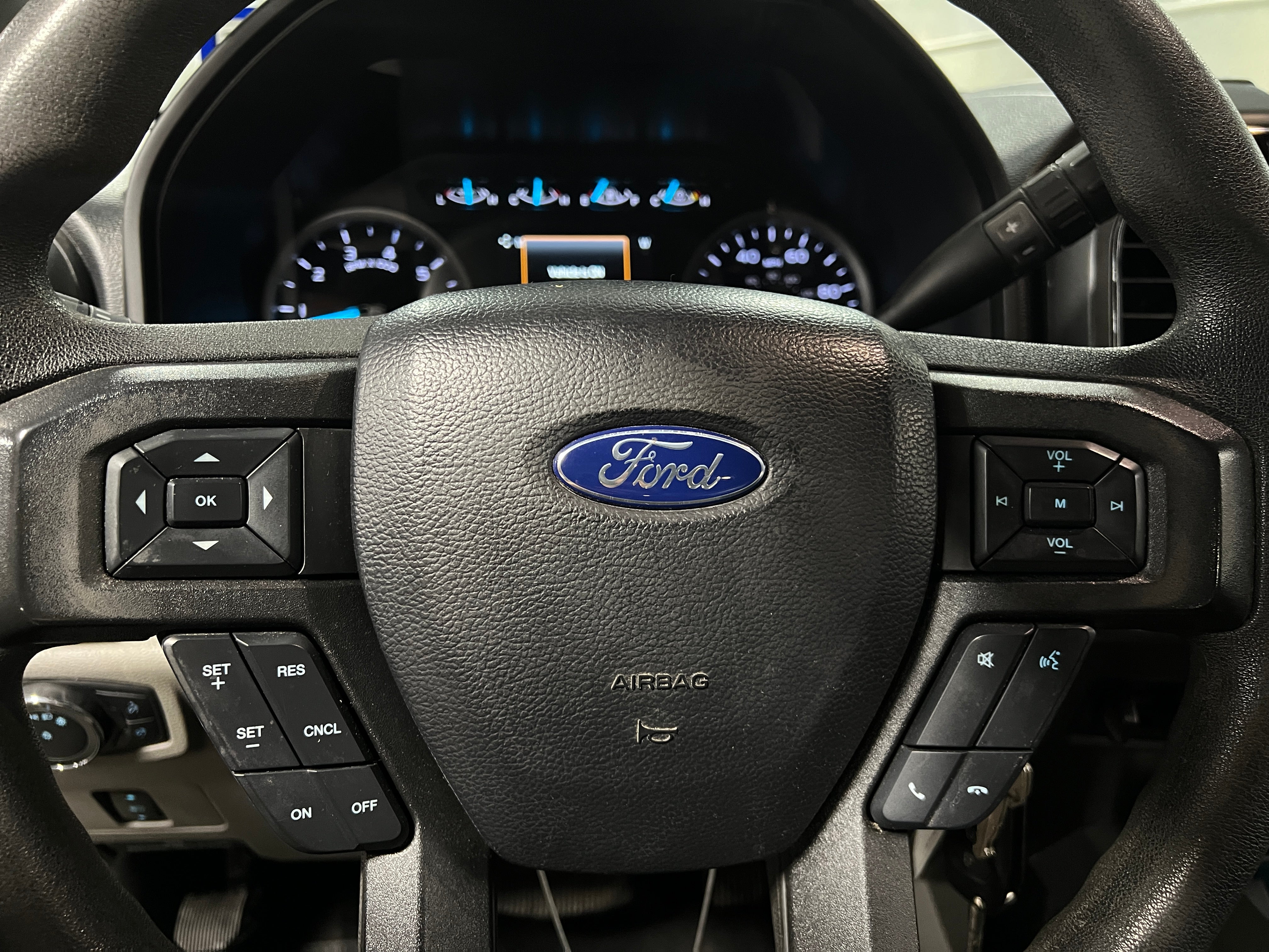 2021 Ford Econoline E-250 5