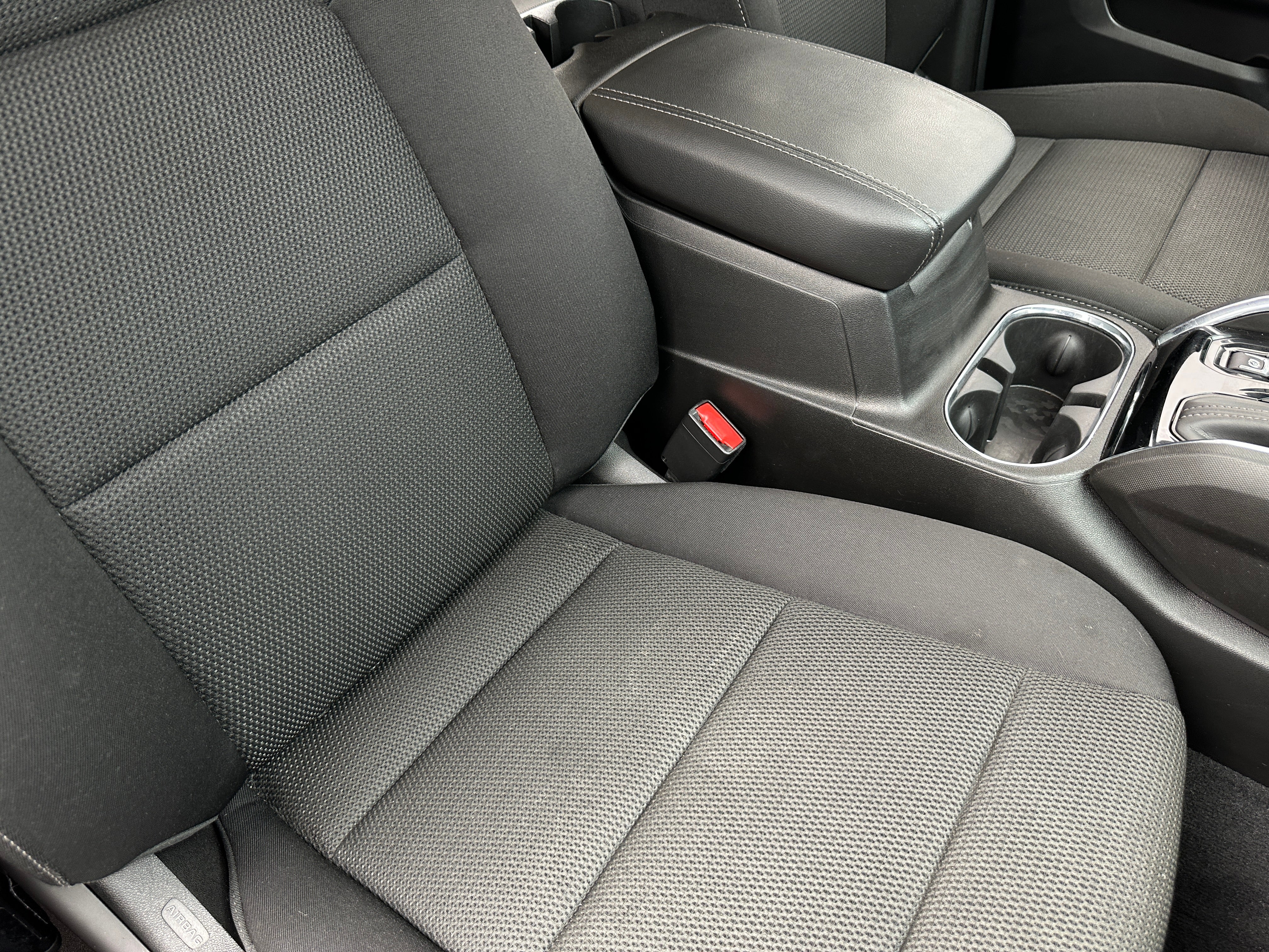 2023 GMC Canyon Elevation 2