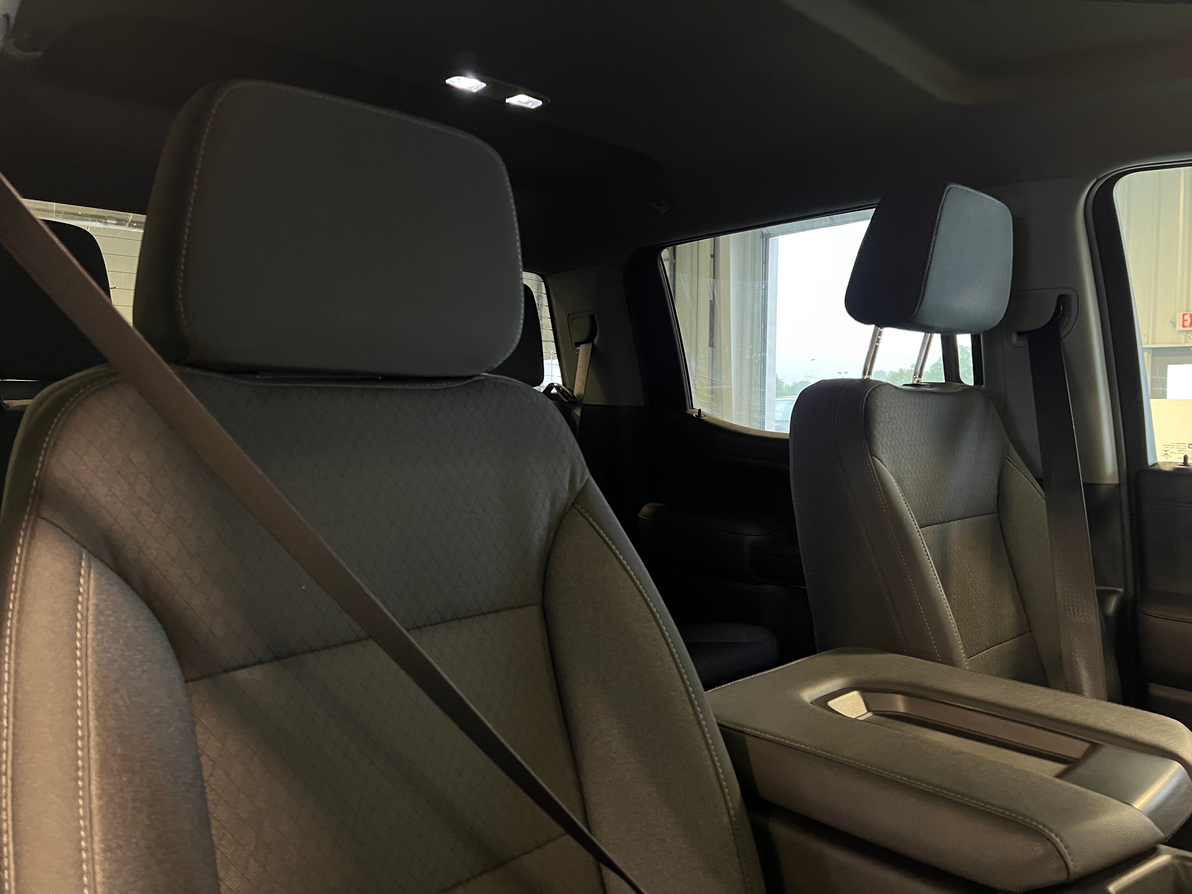 2021 GMC Sierra 1500 Elevation 2